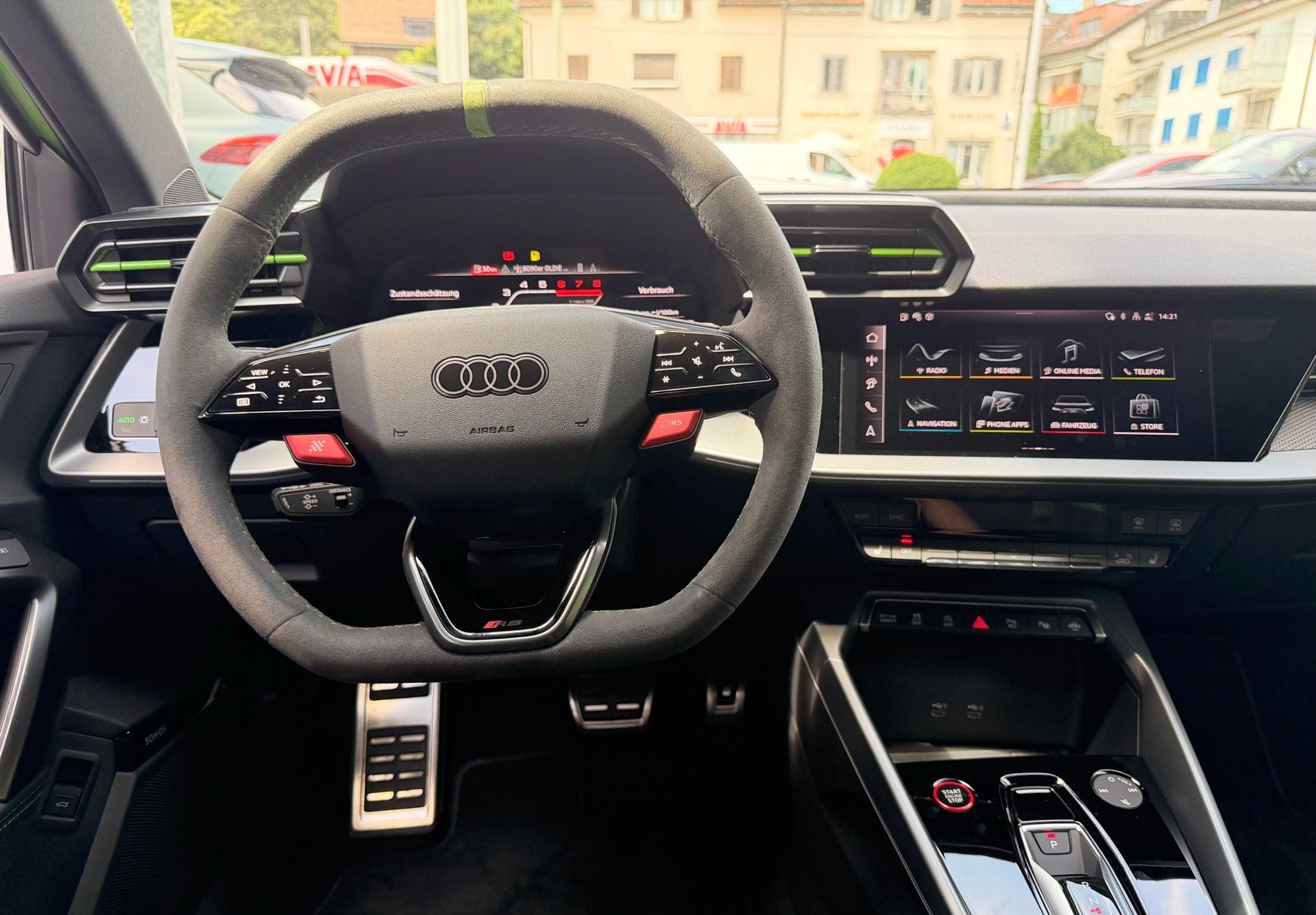 AUDI RS3 SPORTBACK 2.5 400 PS TFSI QUATTRO *** TOP AUSSTATTUNG ***-image-9