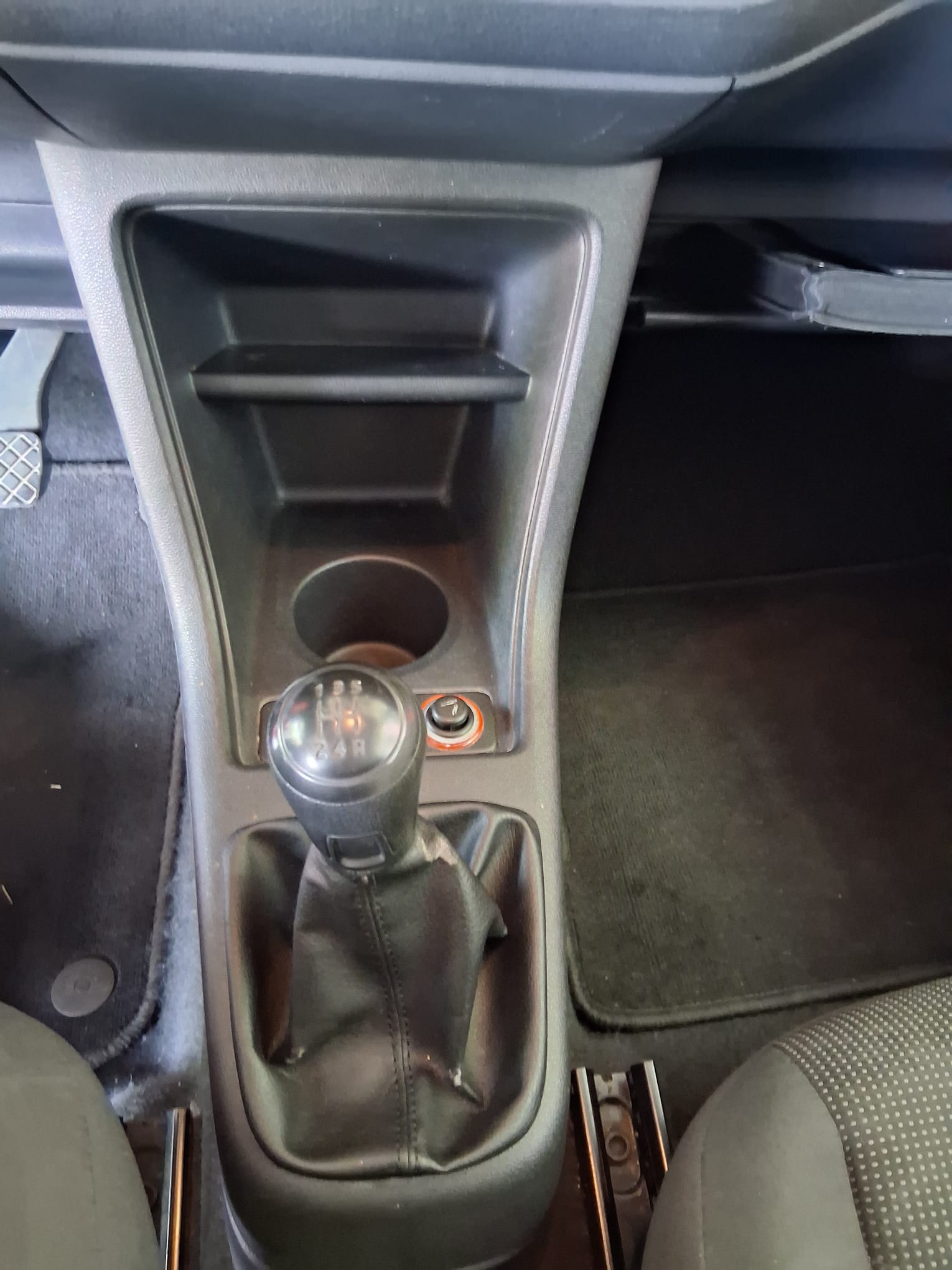 VW Up 1.0 take up-image-11