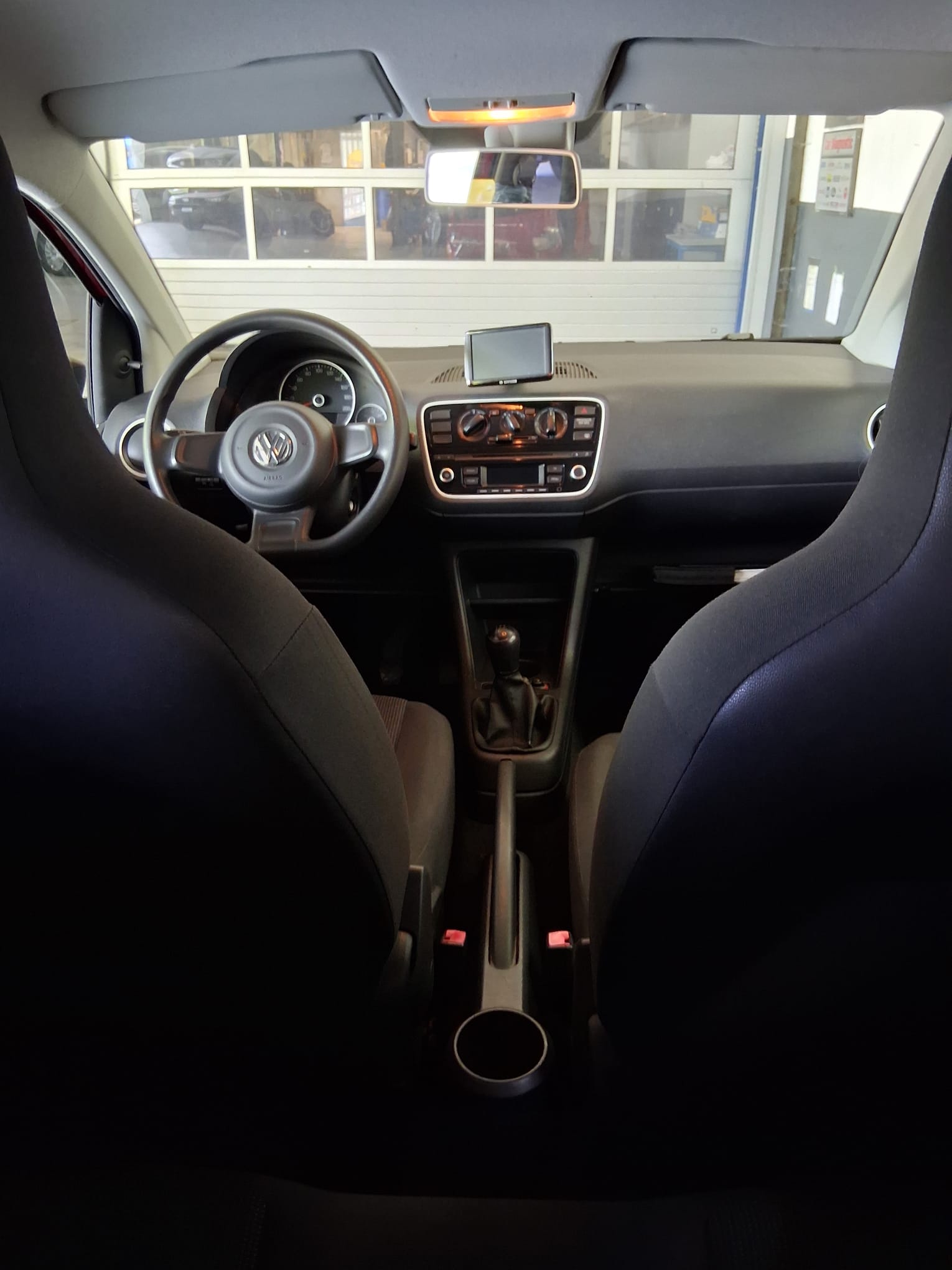 VW Up 1.0 take up-image-9