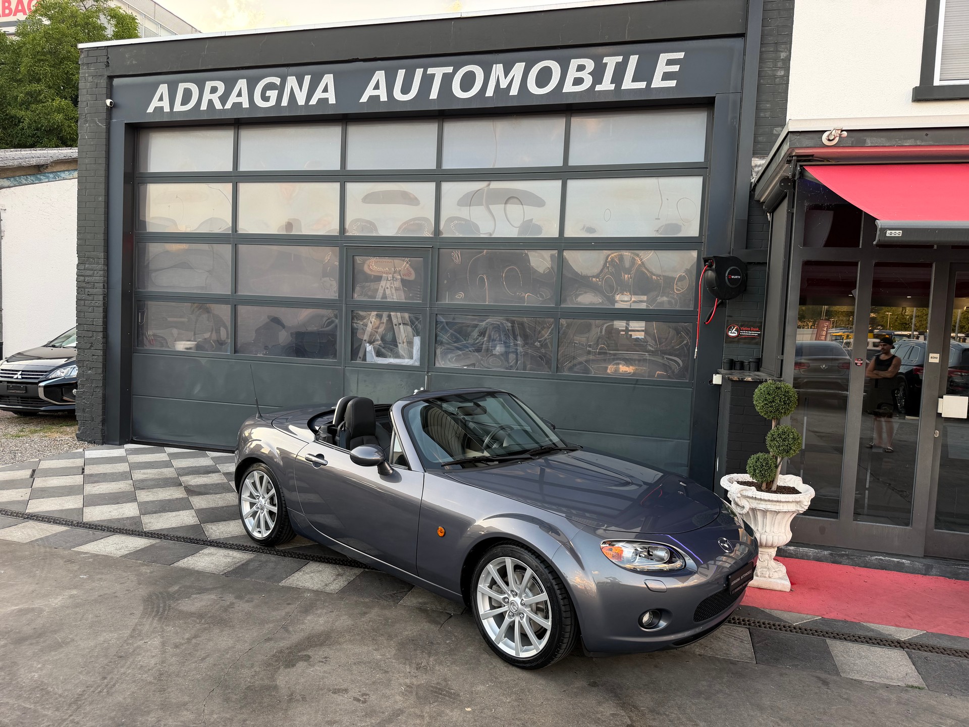 MAZDA MX-5 Roadster-Coupé 2.0i 16V Sport-showroom-element-1