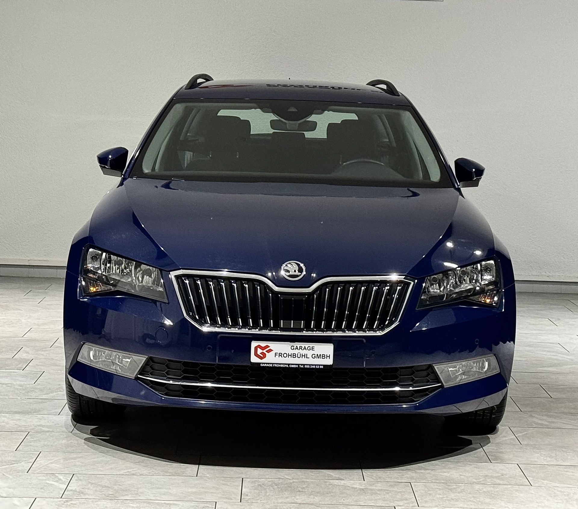 SKODA SKODA Superb Combi 1.8 TSI Ambition DSG | 1.Hand | AHK 1800Kg |-showroom-element-1