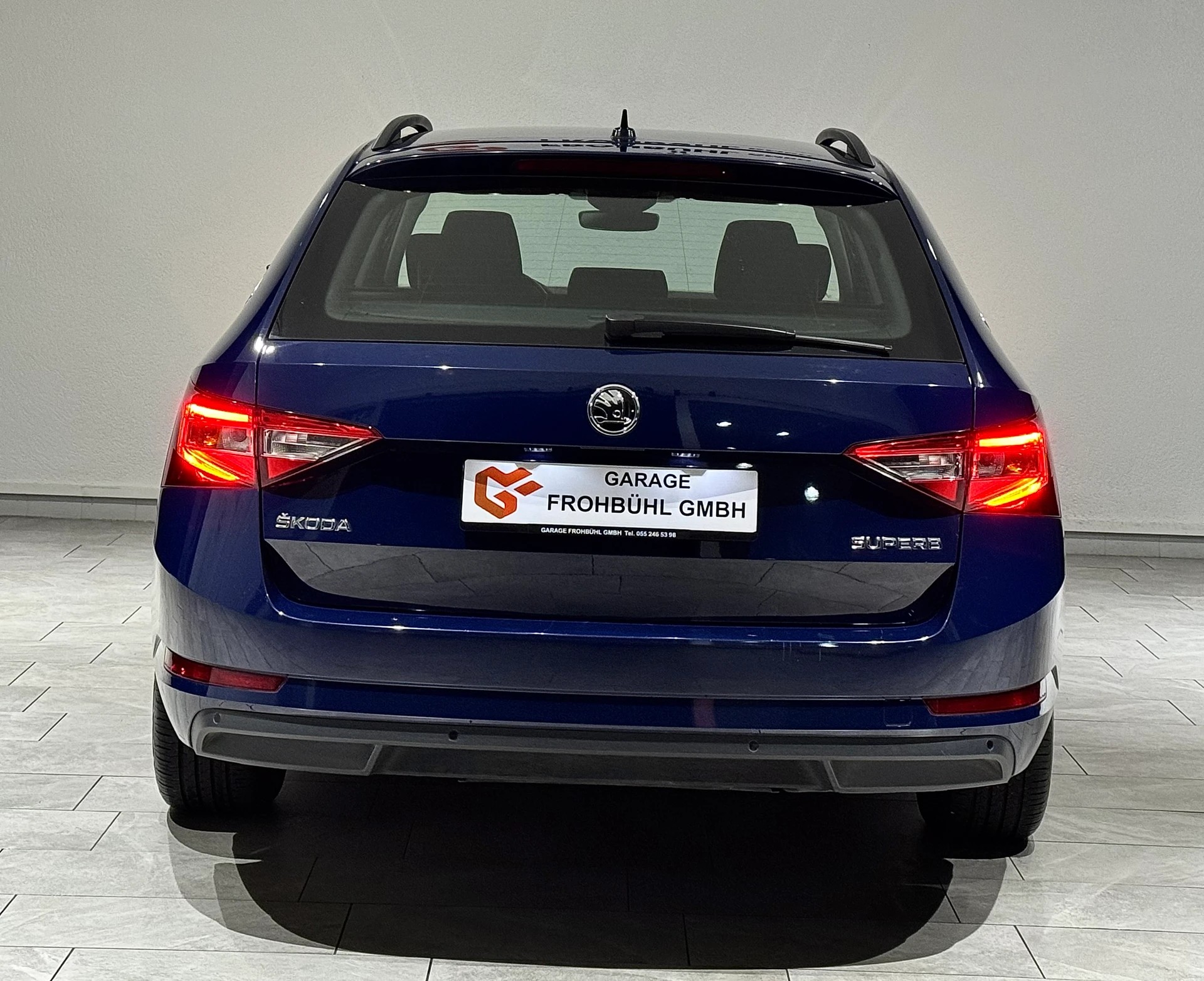 SKODA SKODA Superb Combi 1.8 TSI Ambition DSG | 1.Hand | AHK 1800Kg |-image-6
