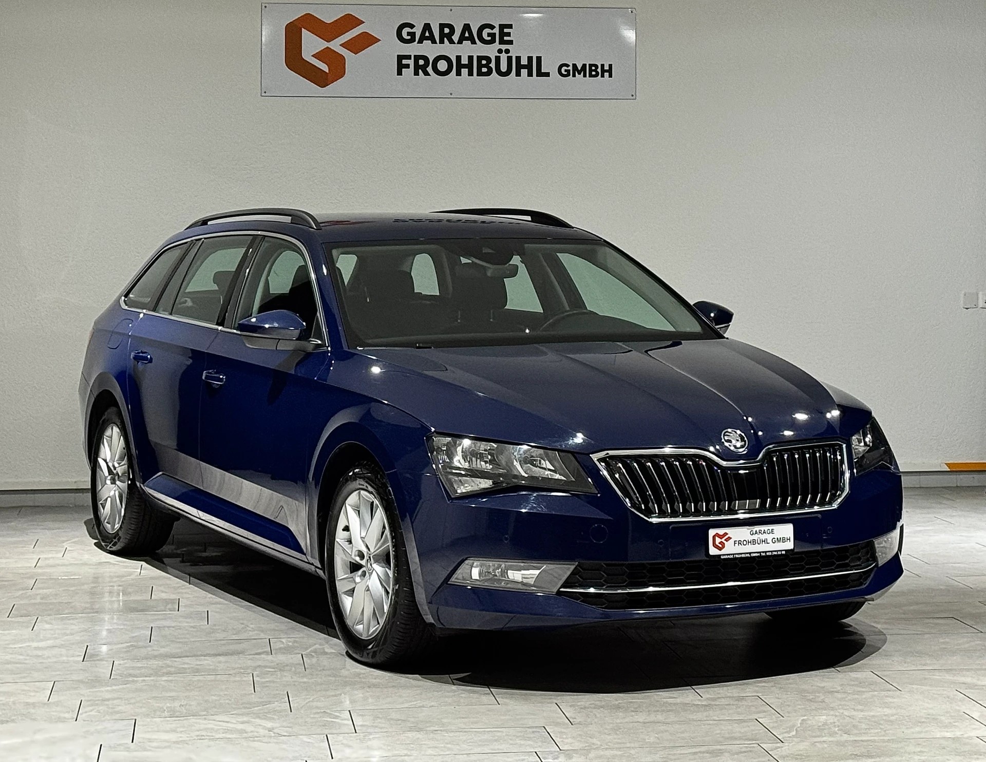 SKODA SKODA Superb Combi 1.8 TSI Ambition DSG | 1.Hand | AHK 1800Kg |-showroom-element-2