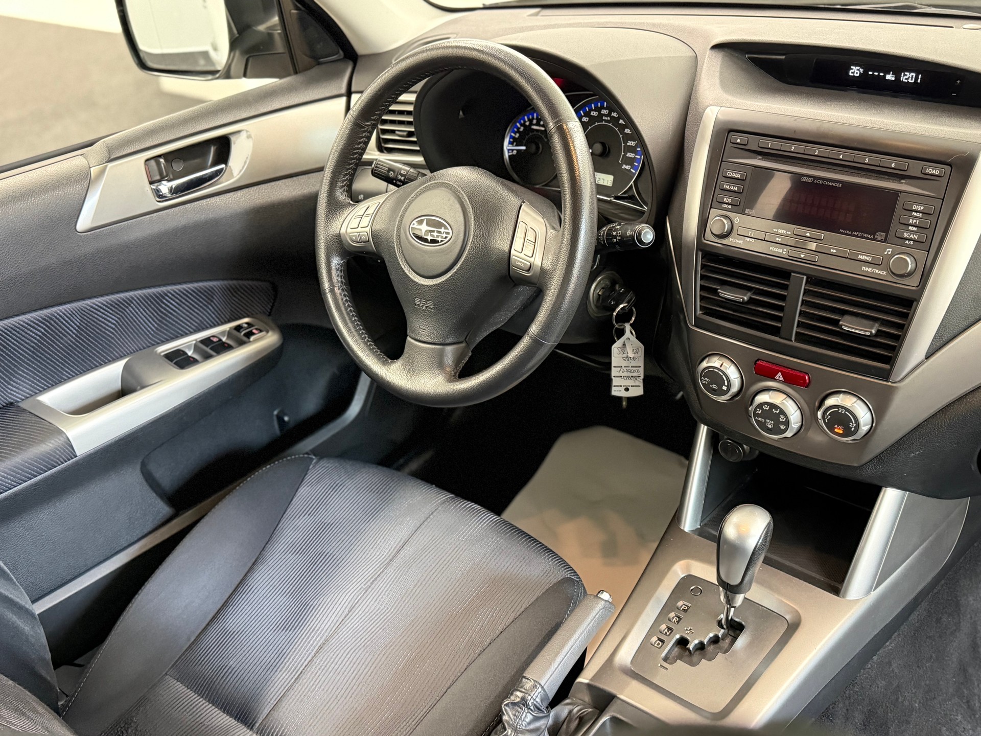 SUBARU Forester 2.0X Swiss Automatic-image-13