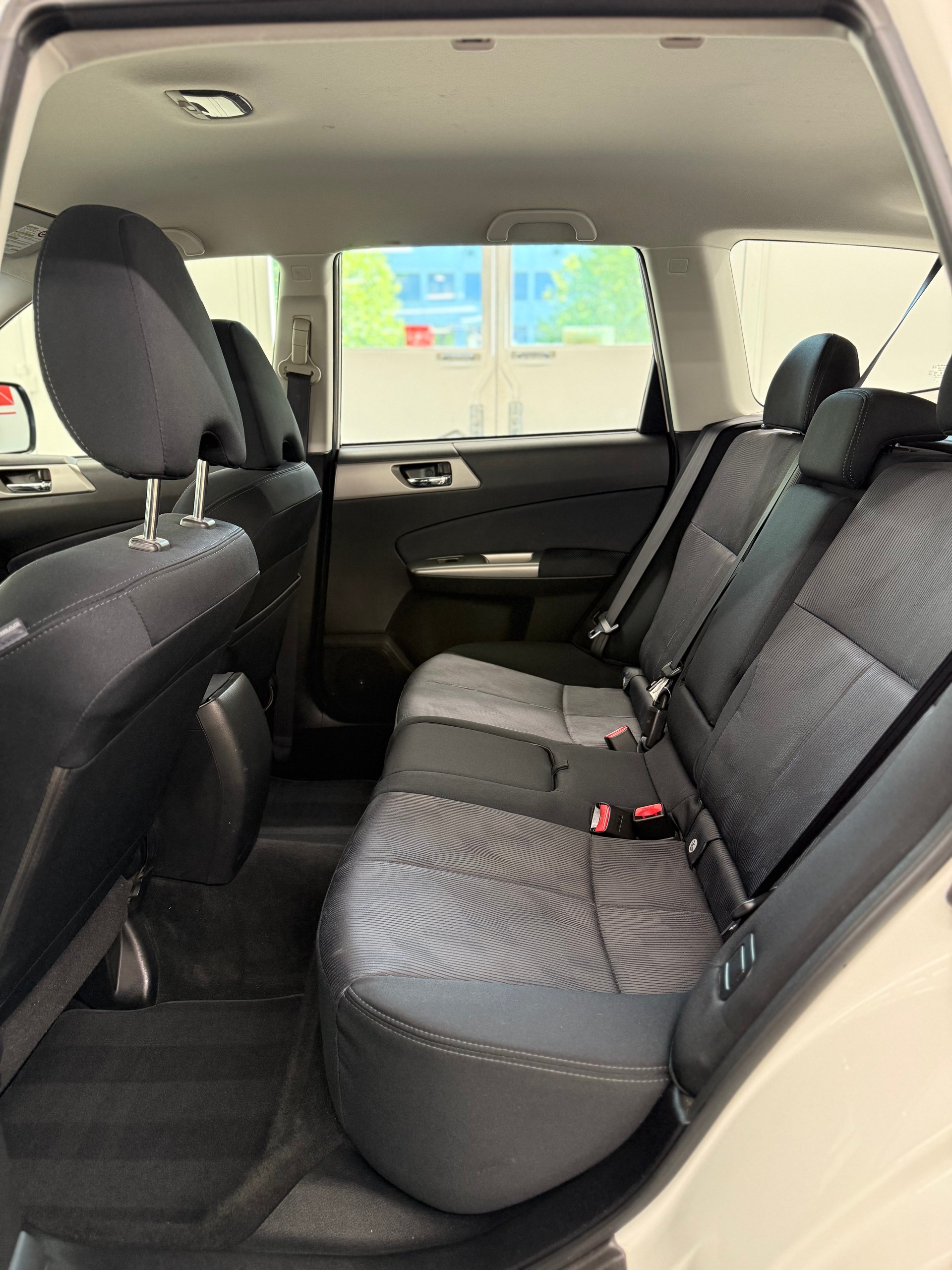 SUBARU Forester 2.0X Swiss Automatic-image-11