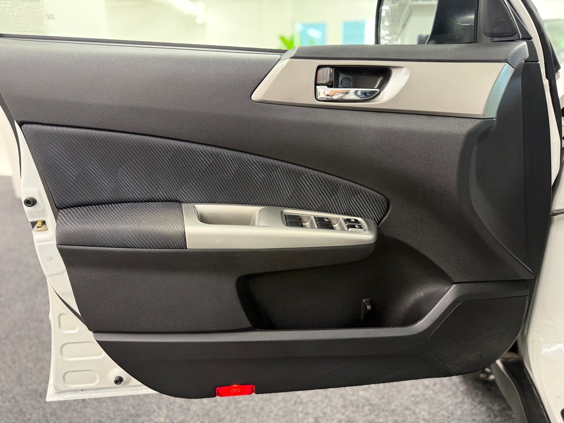 SUBARU Forester 2.0X Swiss Automatic-image-16
