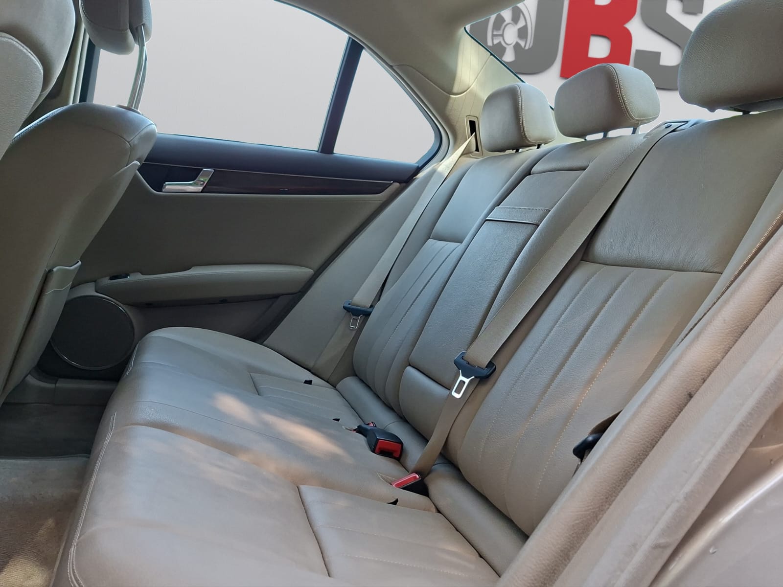 MERCEDES-BENZ C 350 Avantgarde 4Matic 7G-Tronic-image-8
