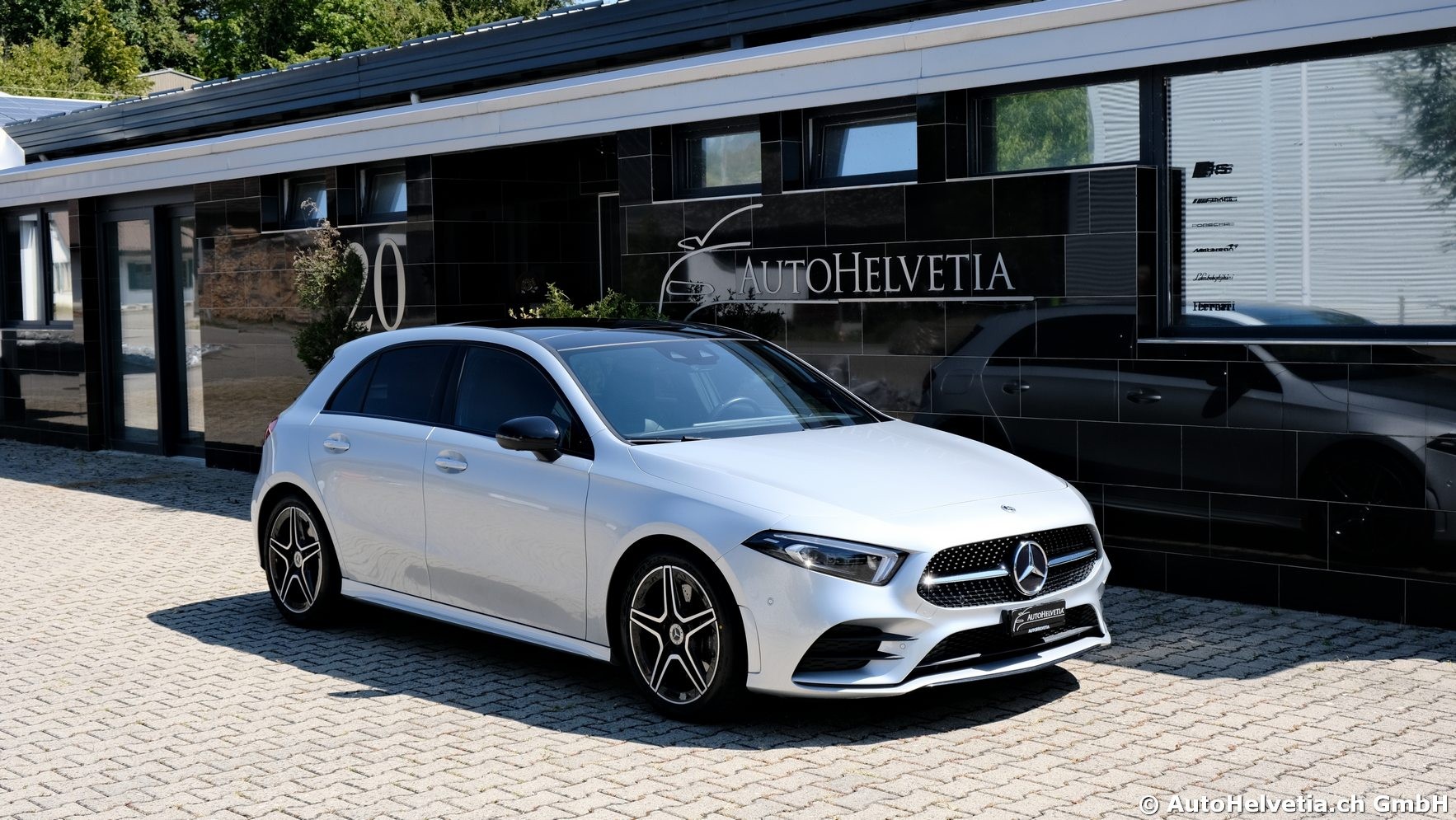 MERCEDES-BENZ A 250 4Matic AMG Line 4Matic 7G-DCT-image-19
