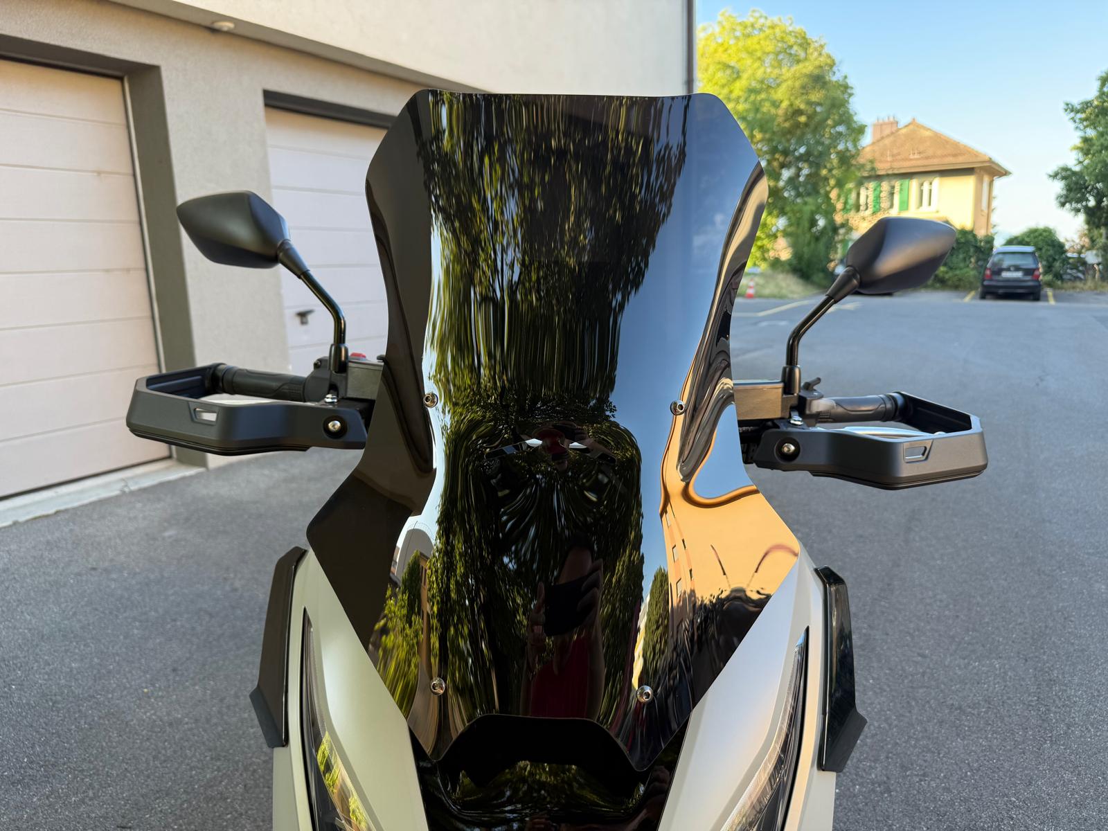 HONDA X-ADV 750-image-11