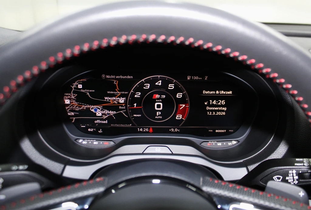 AUDI S3 Sportback 2.0 TFSI quattro S-tronic Black Edition / CH-Fahrzeug-image-14