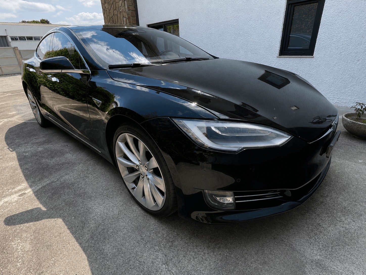 TESLA 90 D - FRESH MFK - FREE INTERNET-image-1