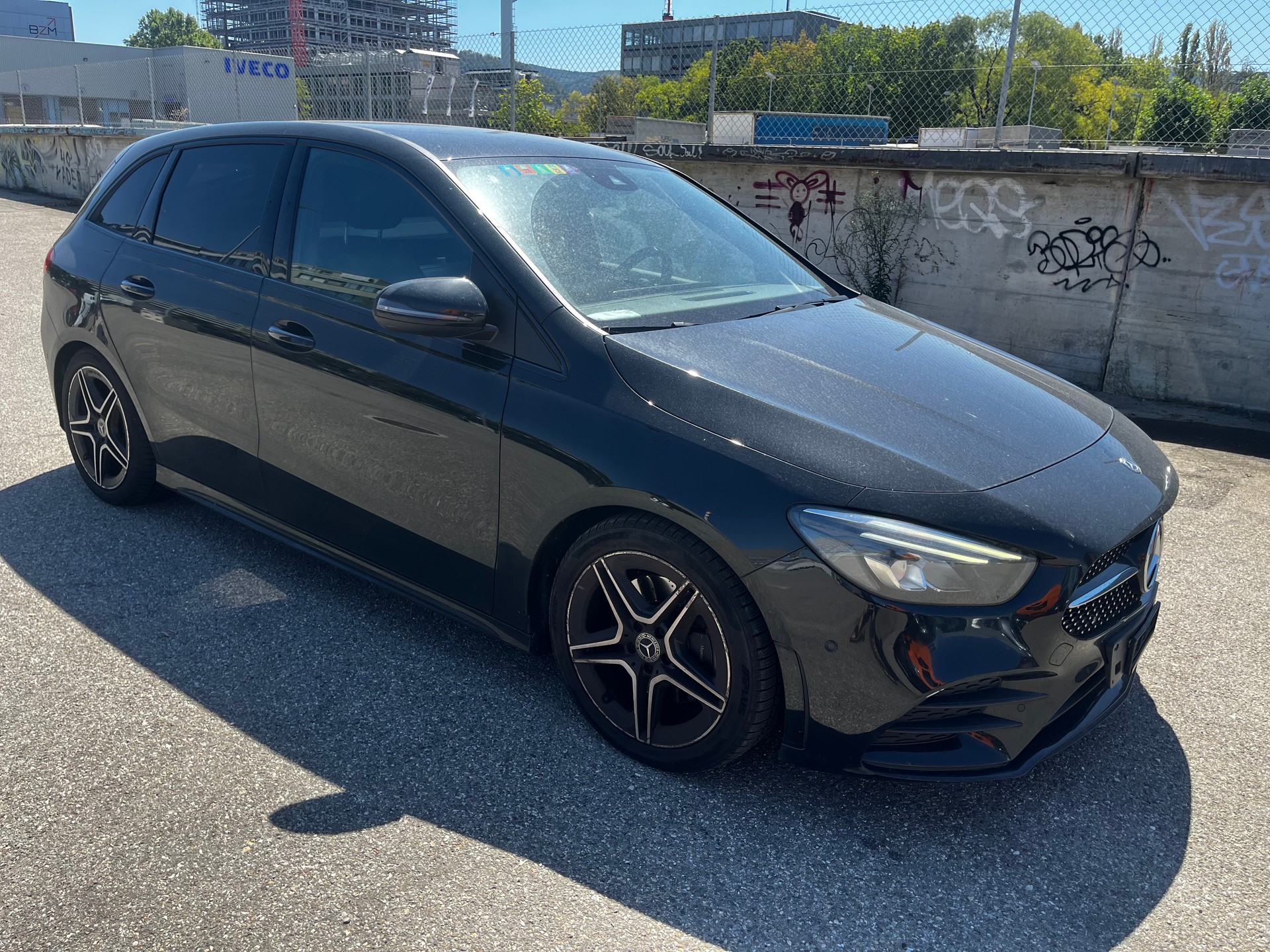 MERCEDES-BENZ B 200