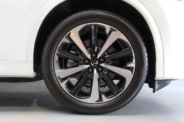 MAZDA CX-60 e-Sky. 327 Tak. AWD-image-12