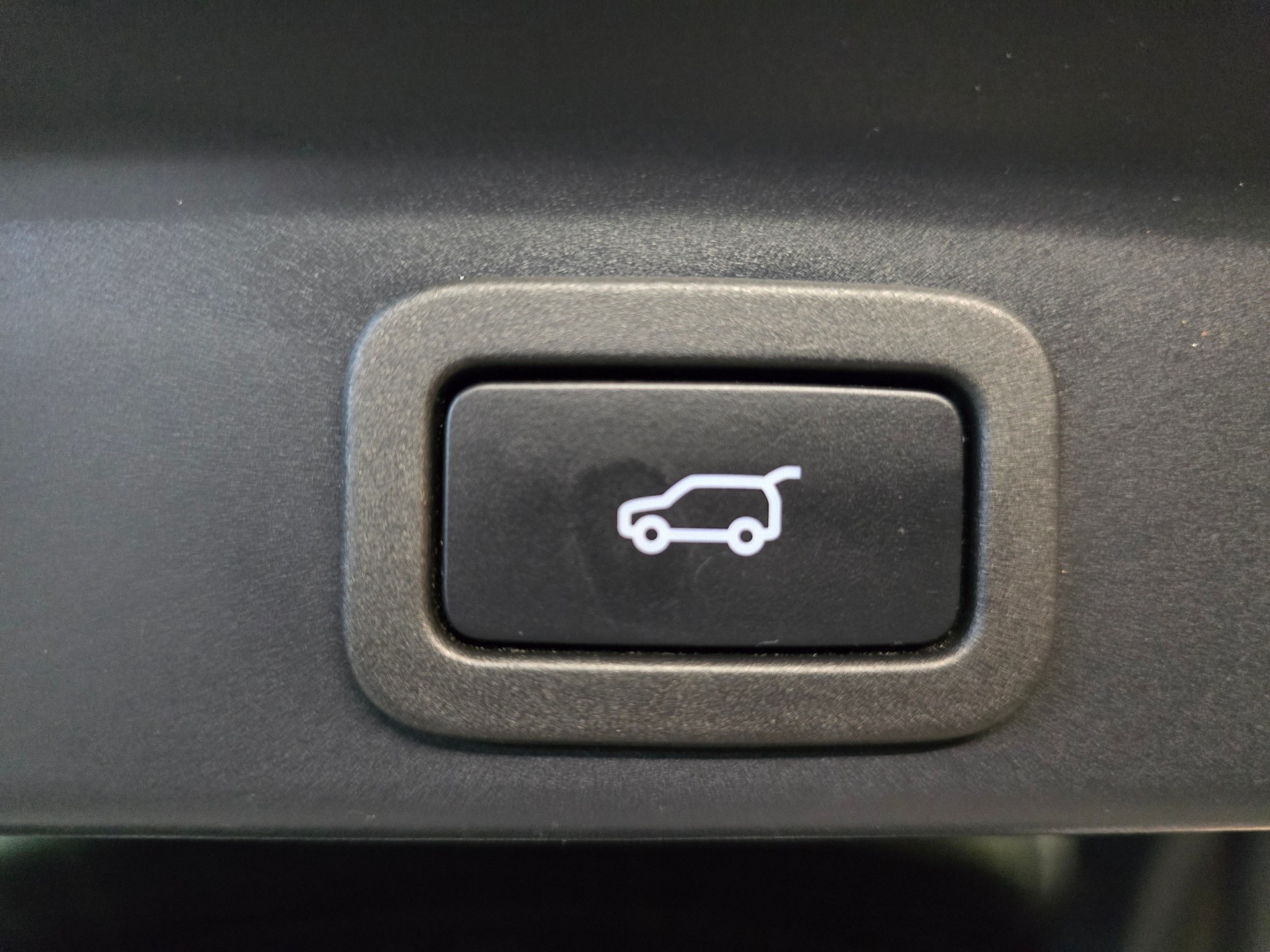 JAGUAR F-Pace 5.0 V8 SVR P550 AWD-image-27