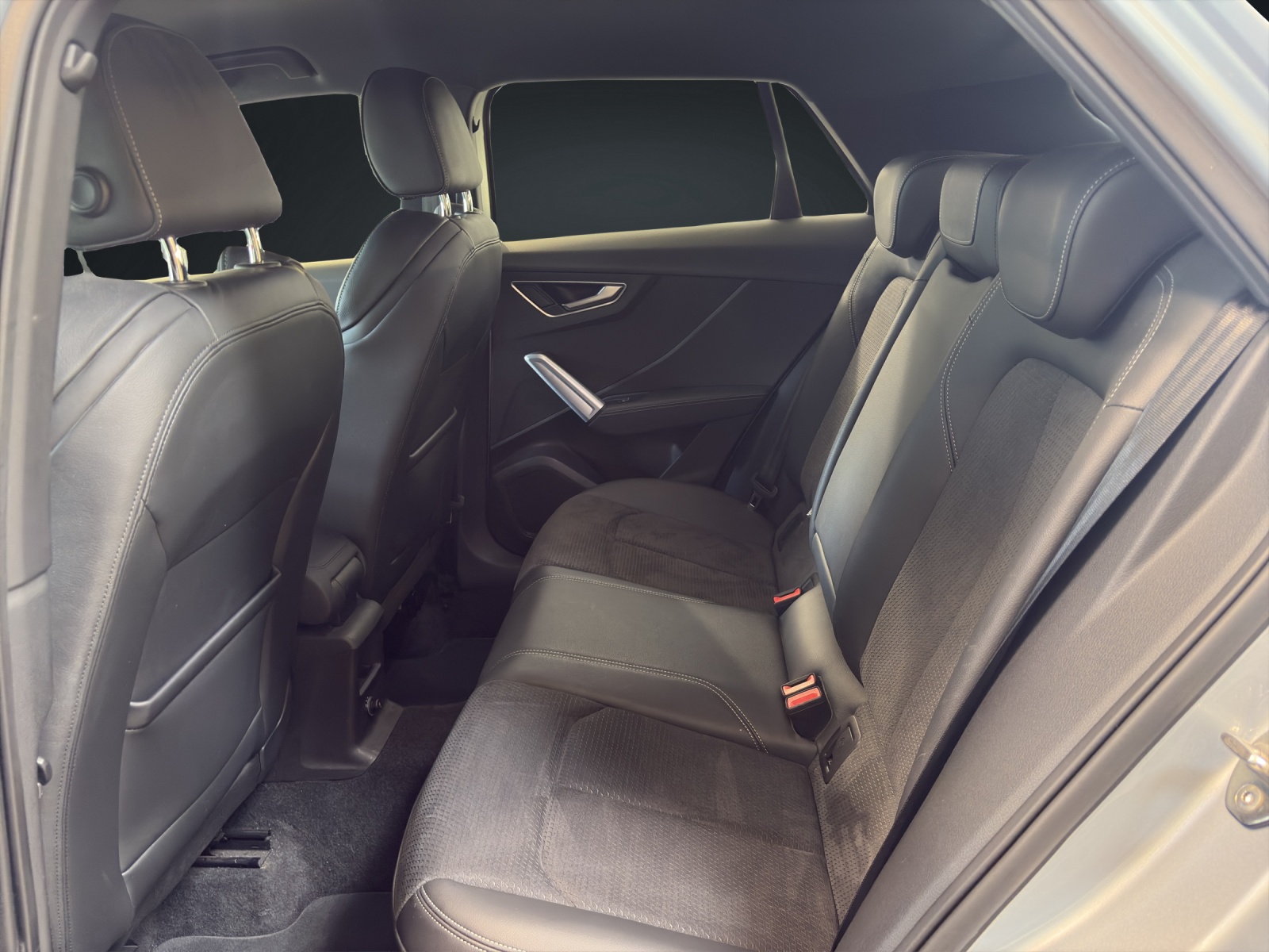 AUDI Q2 35 TFSI S-tronic-image-14