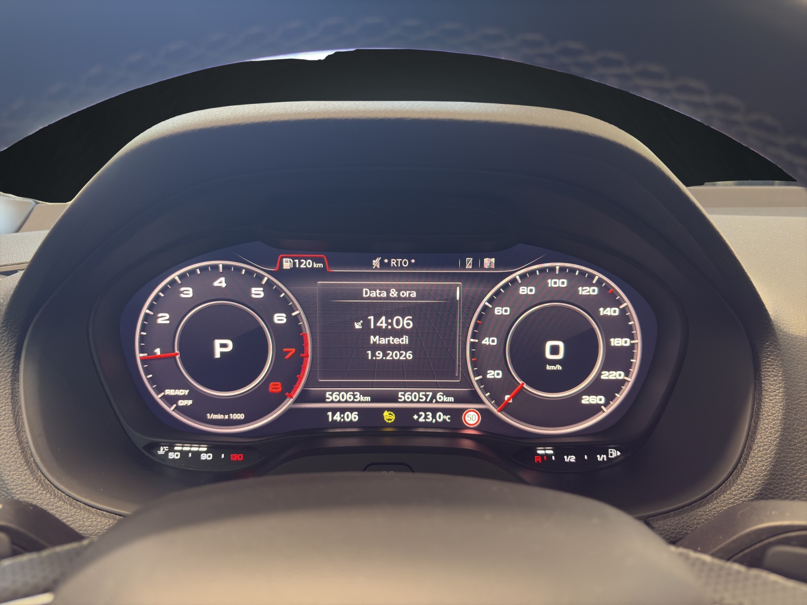 AUDI Q2 35 TFSI S-tronic-image-15