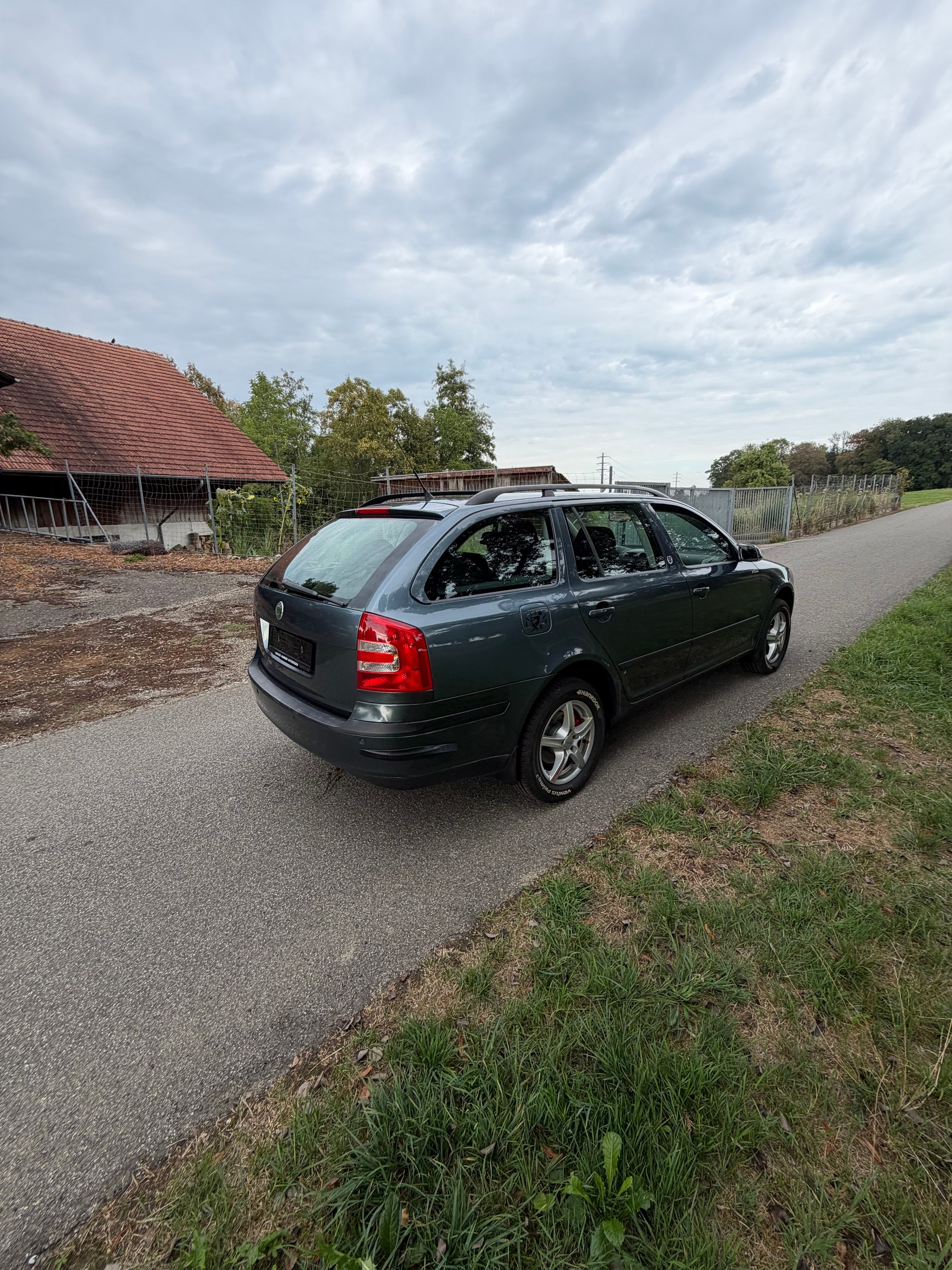 SKODA OCTAVIA-image-9