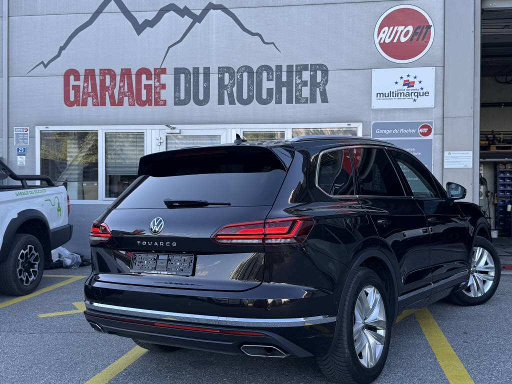 VW Touareg 3.0 V6 TDI Atmosphere-showroom-element-2