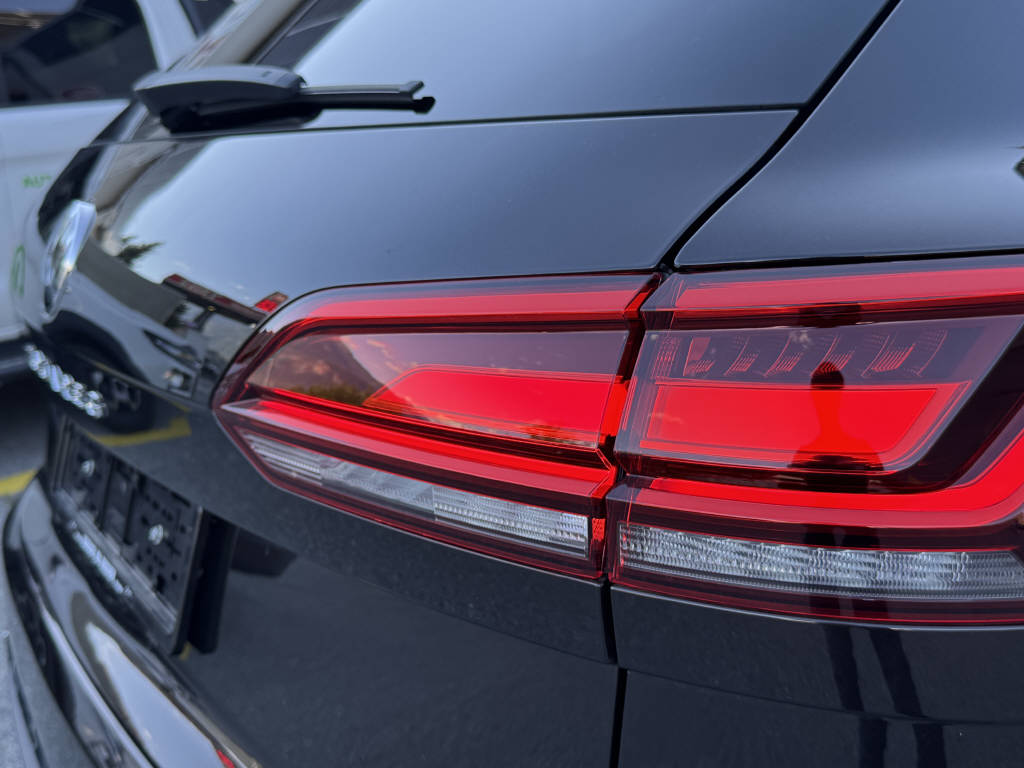 VW Touareg 3.0 V6 TDI Atmosphere-image-28