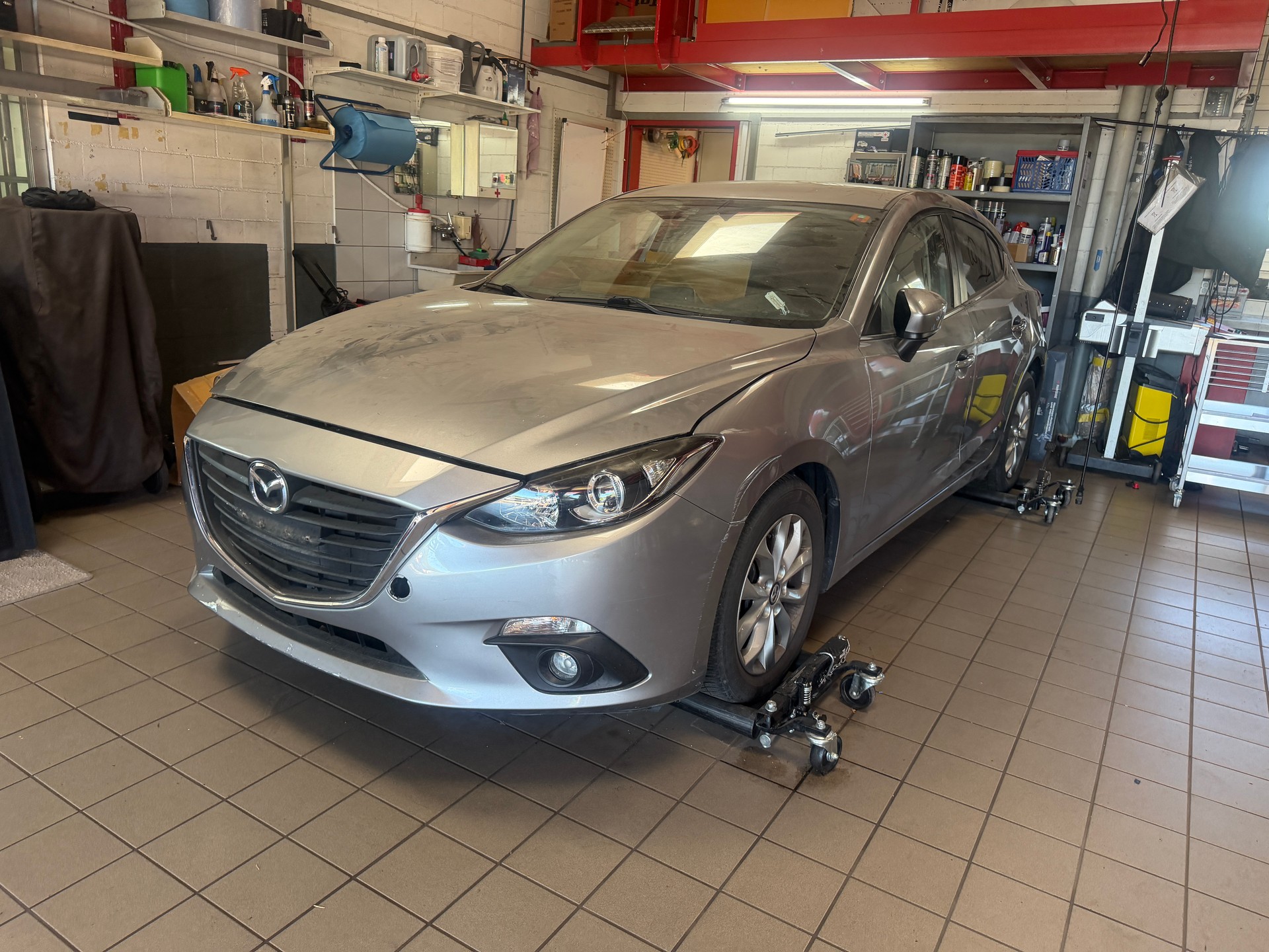 MAZDA 3 2.0 16V Revolution Activematic