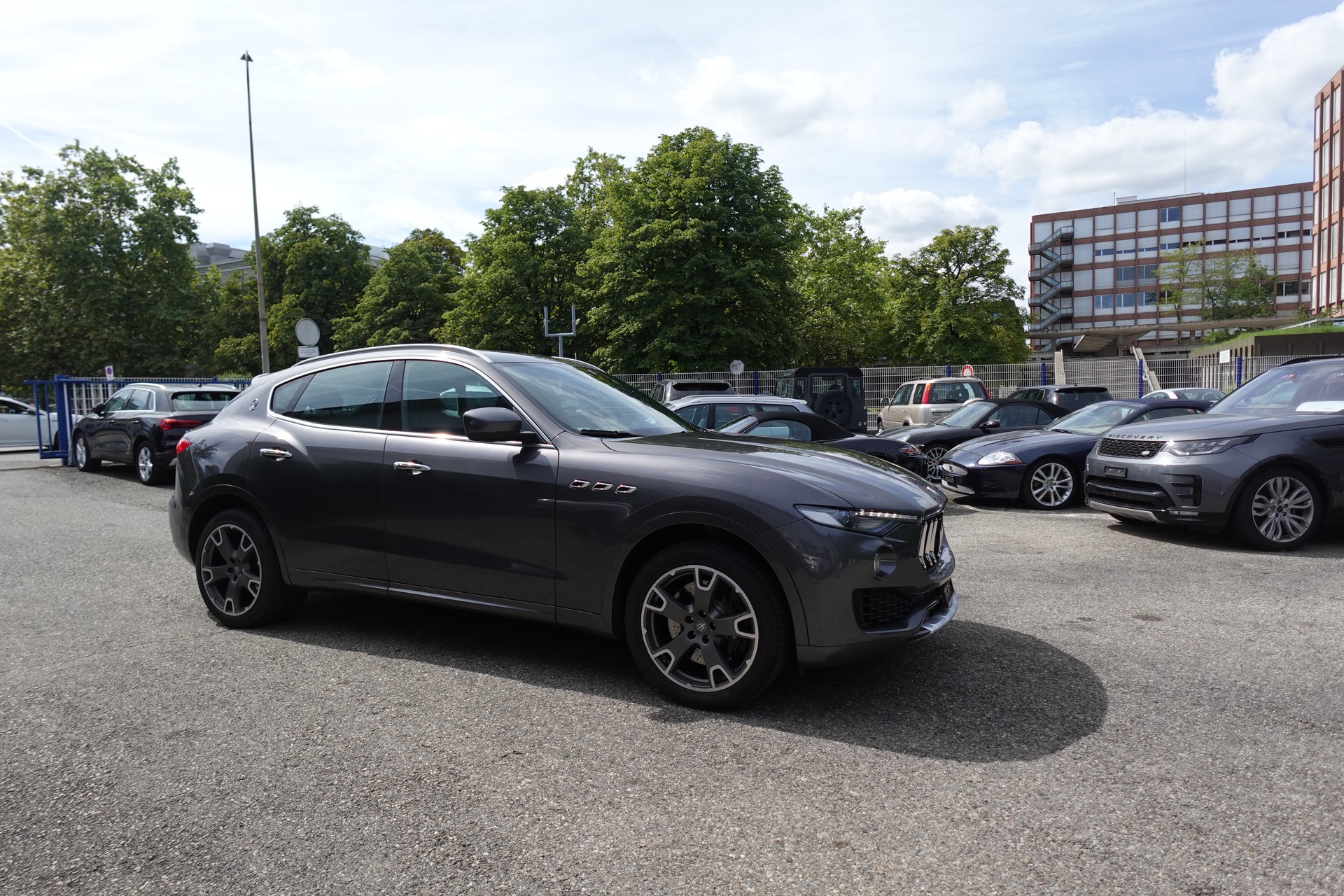 MASERATI Levante S 3.0 V6 Automatica-image-1