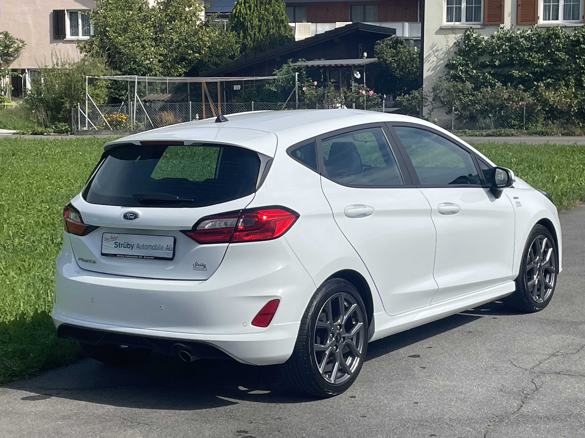 FORD Fiesta 1.0 EcoB 100PS ST-Line-image-5