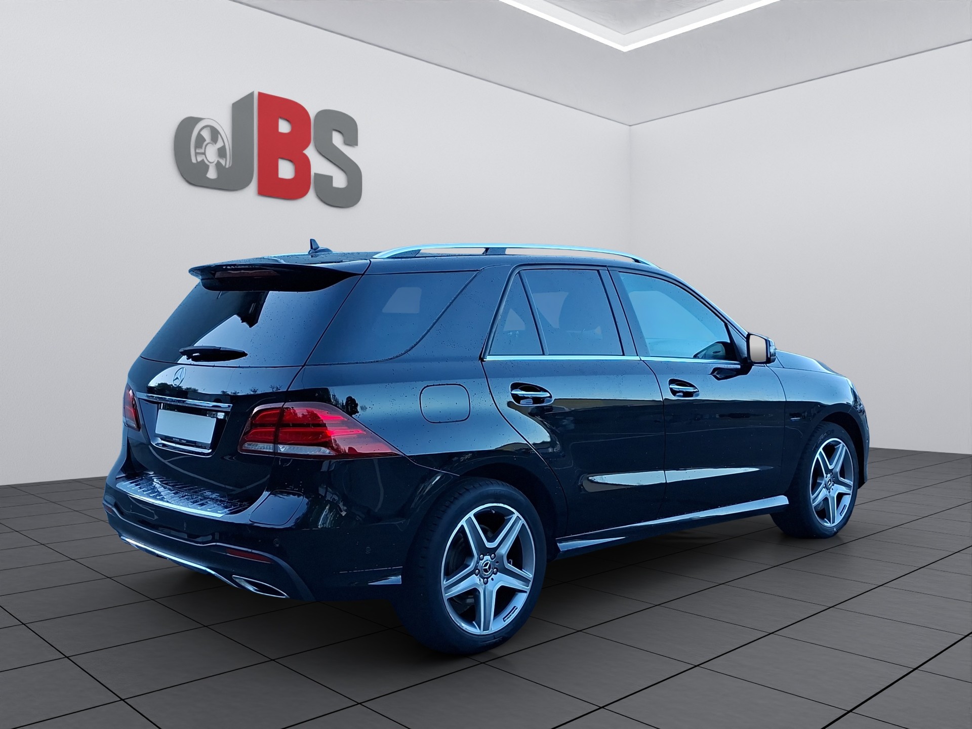 MERCEDES-BENZ GLE 500 e 4Matic 7G-Tronic-showroom-element-1