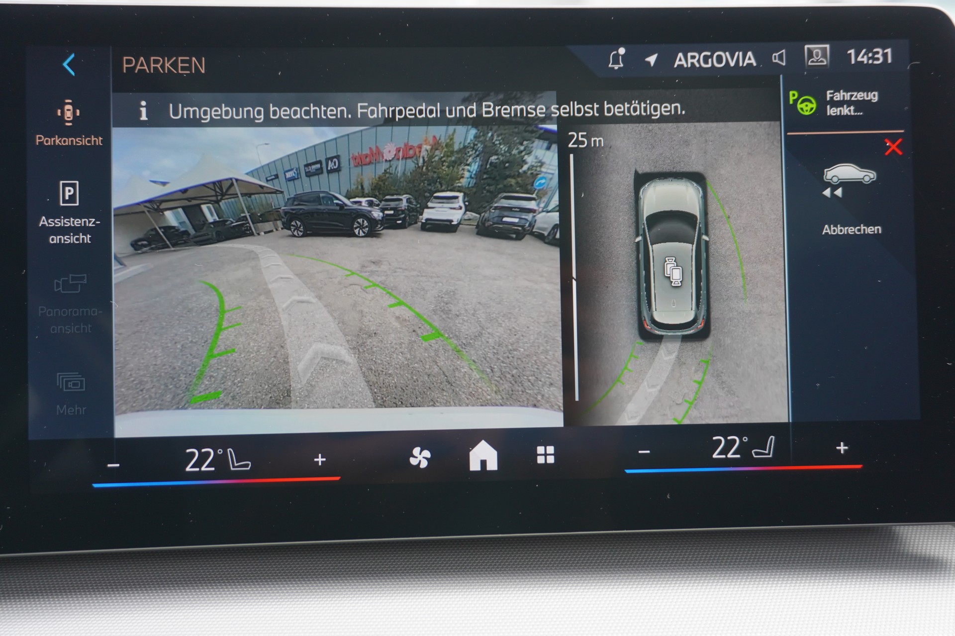 BMW 223d Active Tourer xDrive DKG-image-22