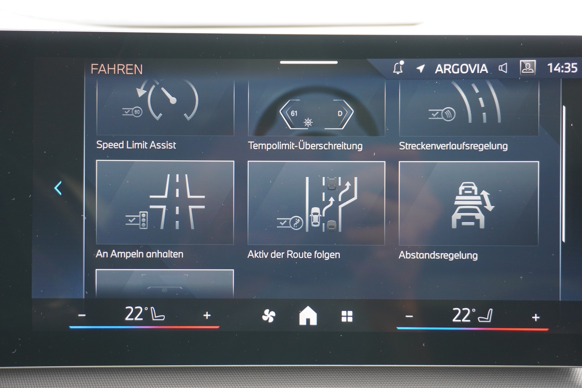 BMW 223d Active Tourer xDrive DKG-image-32