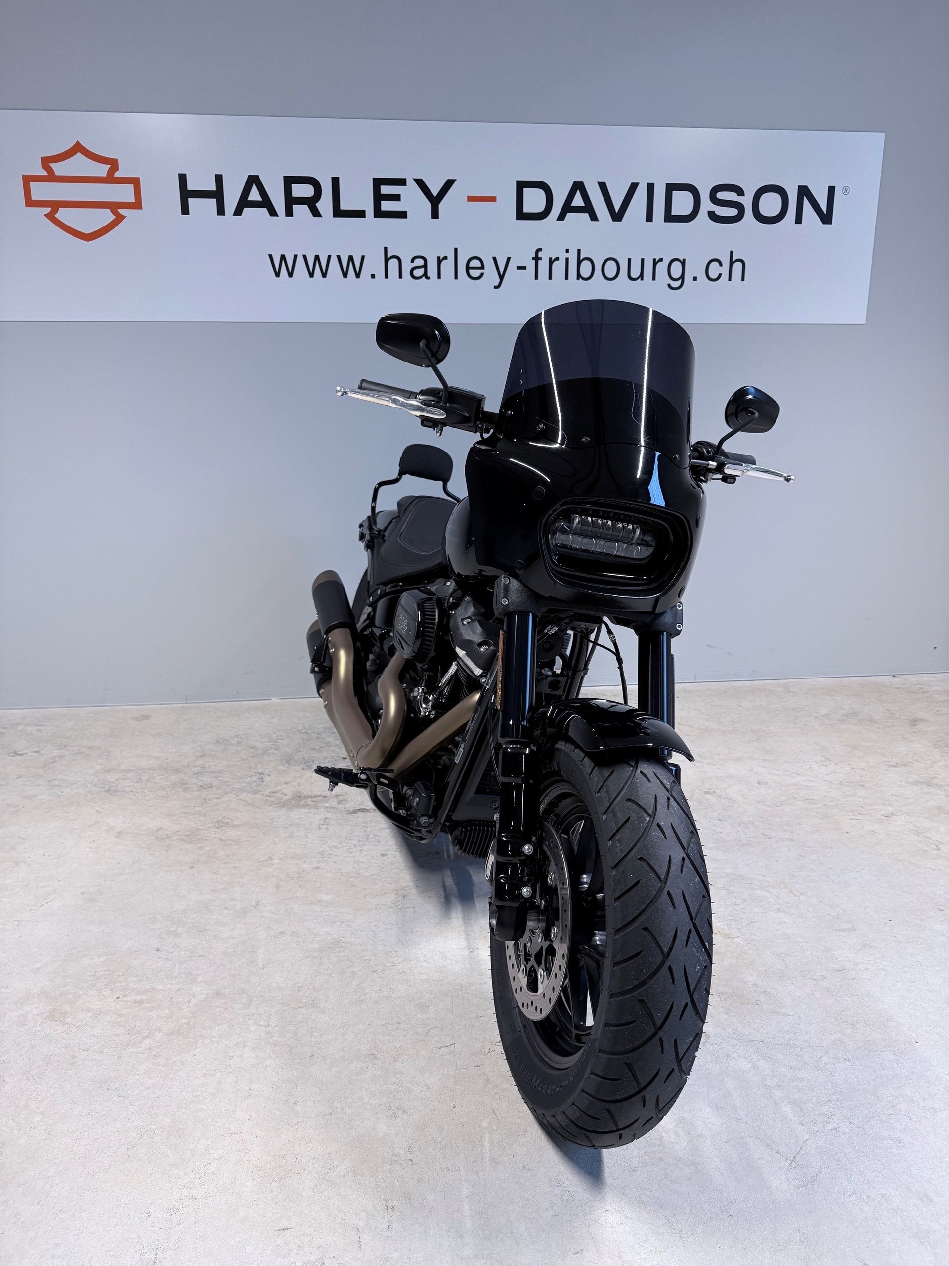 HARLEY-DAVIDSON FXFBS Fat Bob 114-showroom-element-1