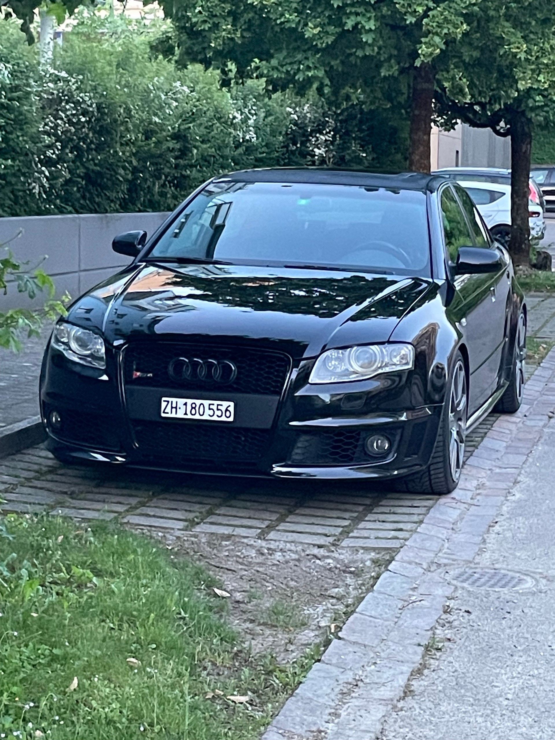 AUDI 4.2 V8 quattro