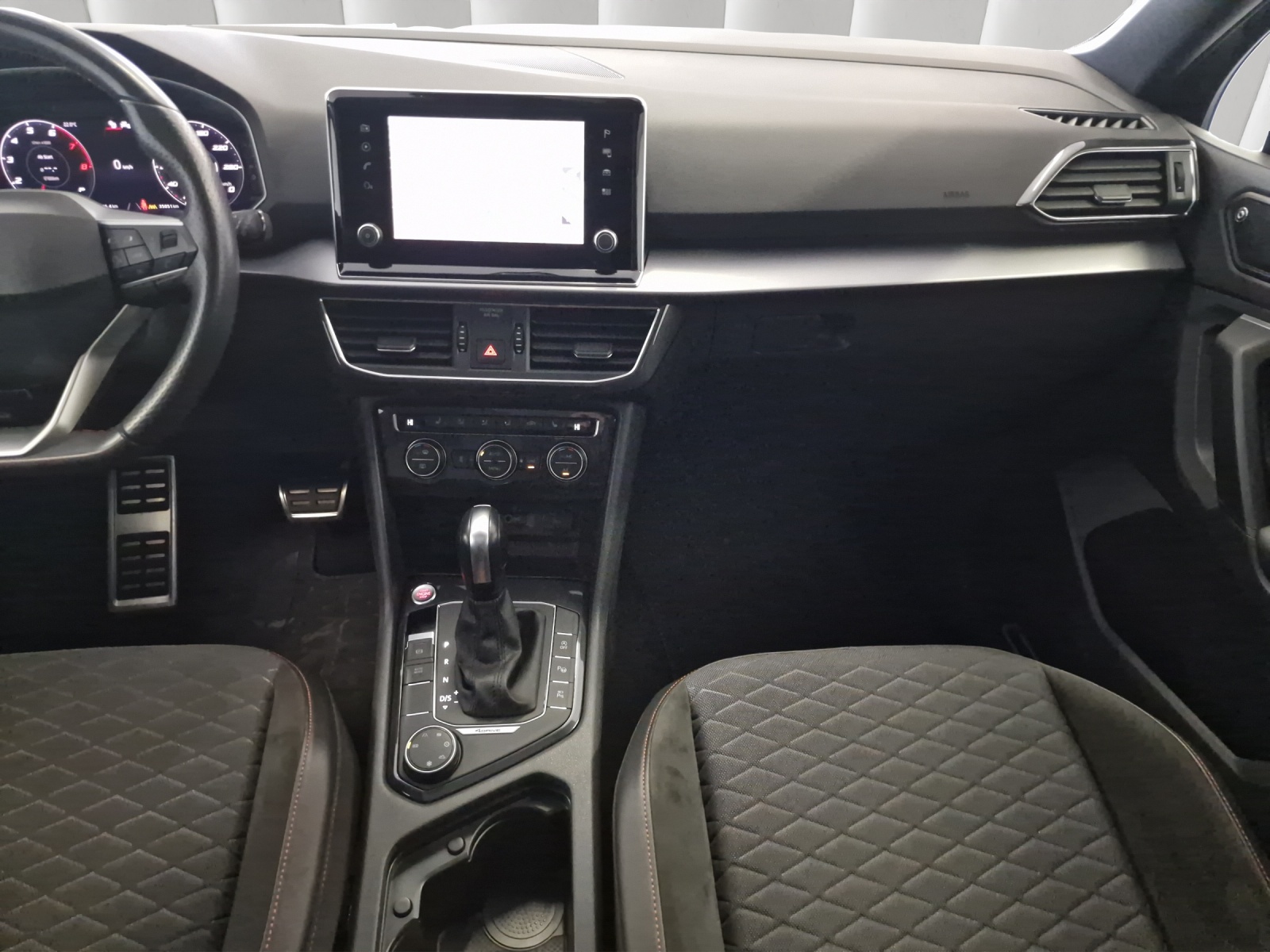 SEAT Tarraco 2.0 TSI Swiss FR 4Drive DSG-image-9