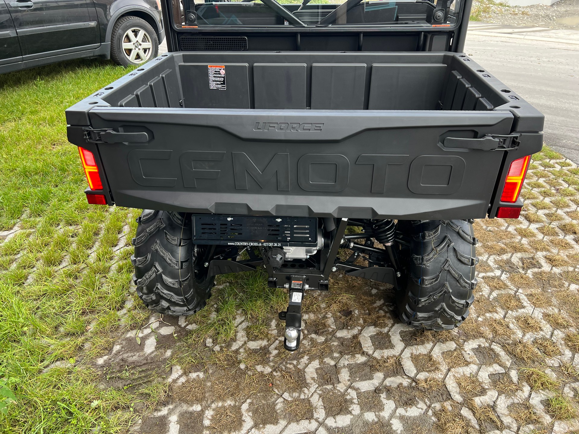 CF MOTO UForce 600 EFI 4x4-image-3