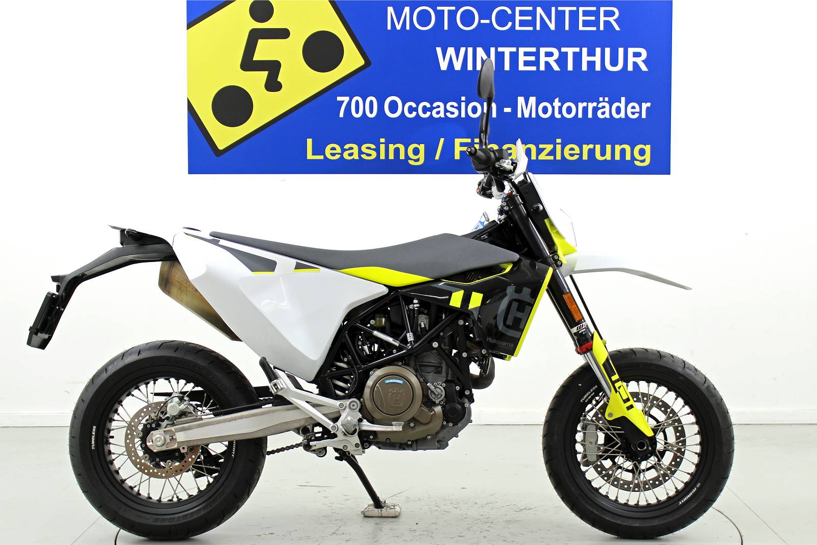 HUSQVARNA 701 Supermoto-image-0