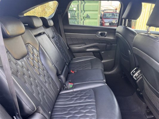 KIA Sorento 1.6 PHEV Style-image-7