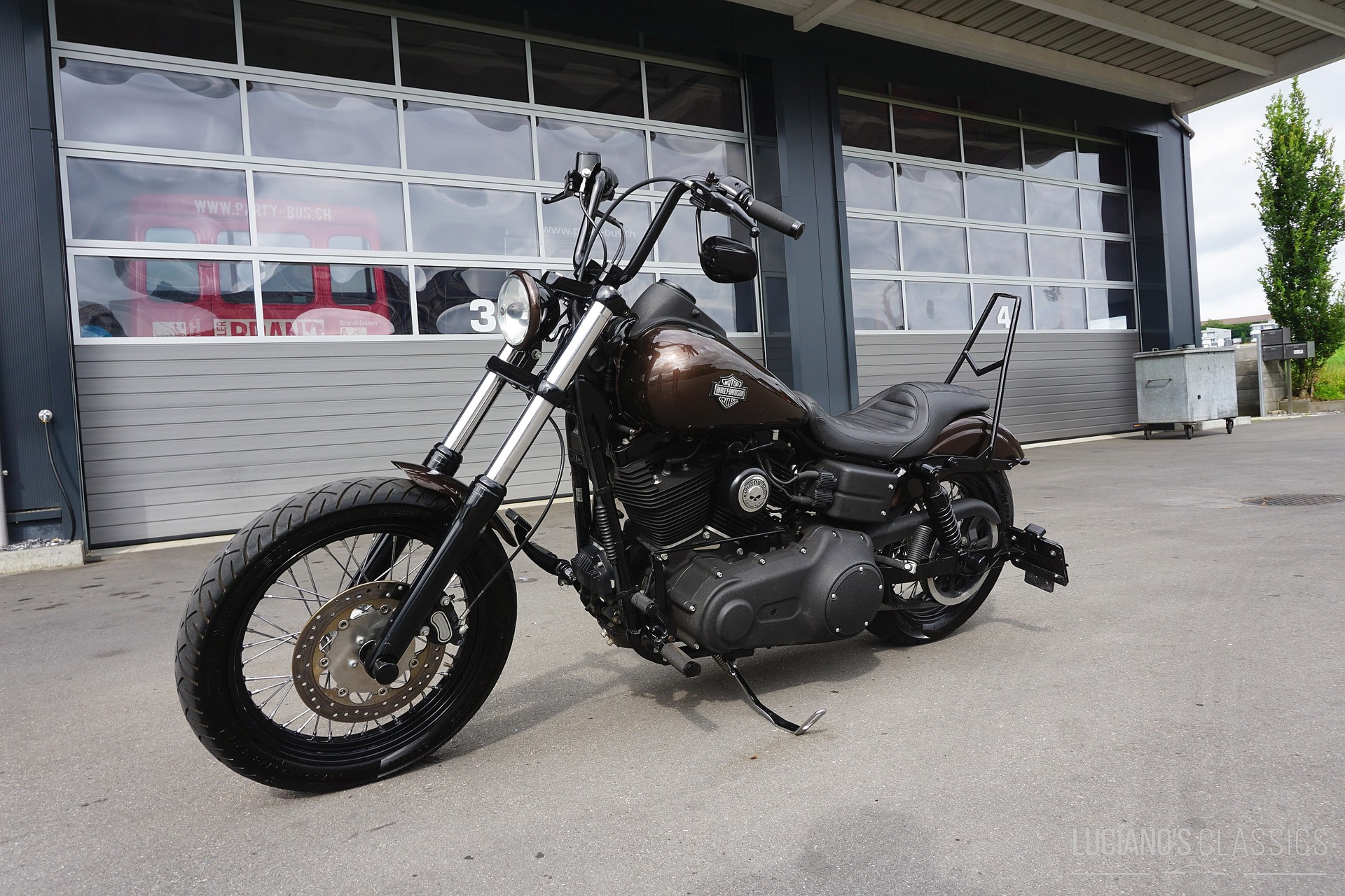 HARLEY-DAVIDSON FXDBI Dyna Street Bob