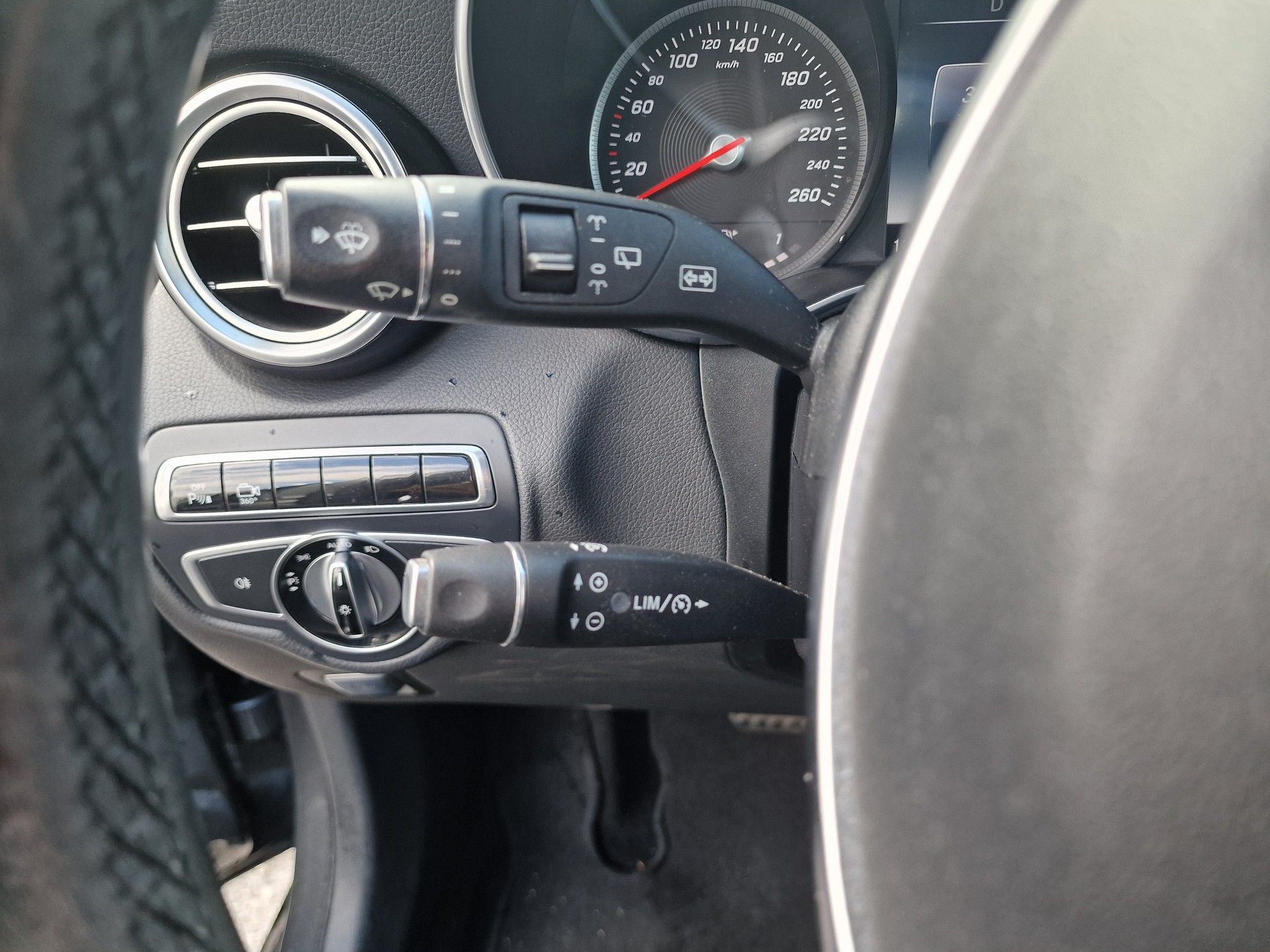 MERCEDES-BENZ GLC 250 AMG Line 4Matic 9G-Tronic 24Mt Gara-image-12