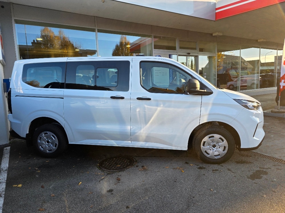 FORD Transit Custom Combi 320 L1H1 Trend Automat-image-5