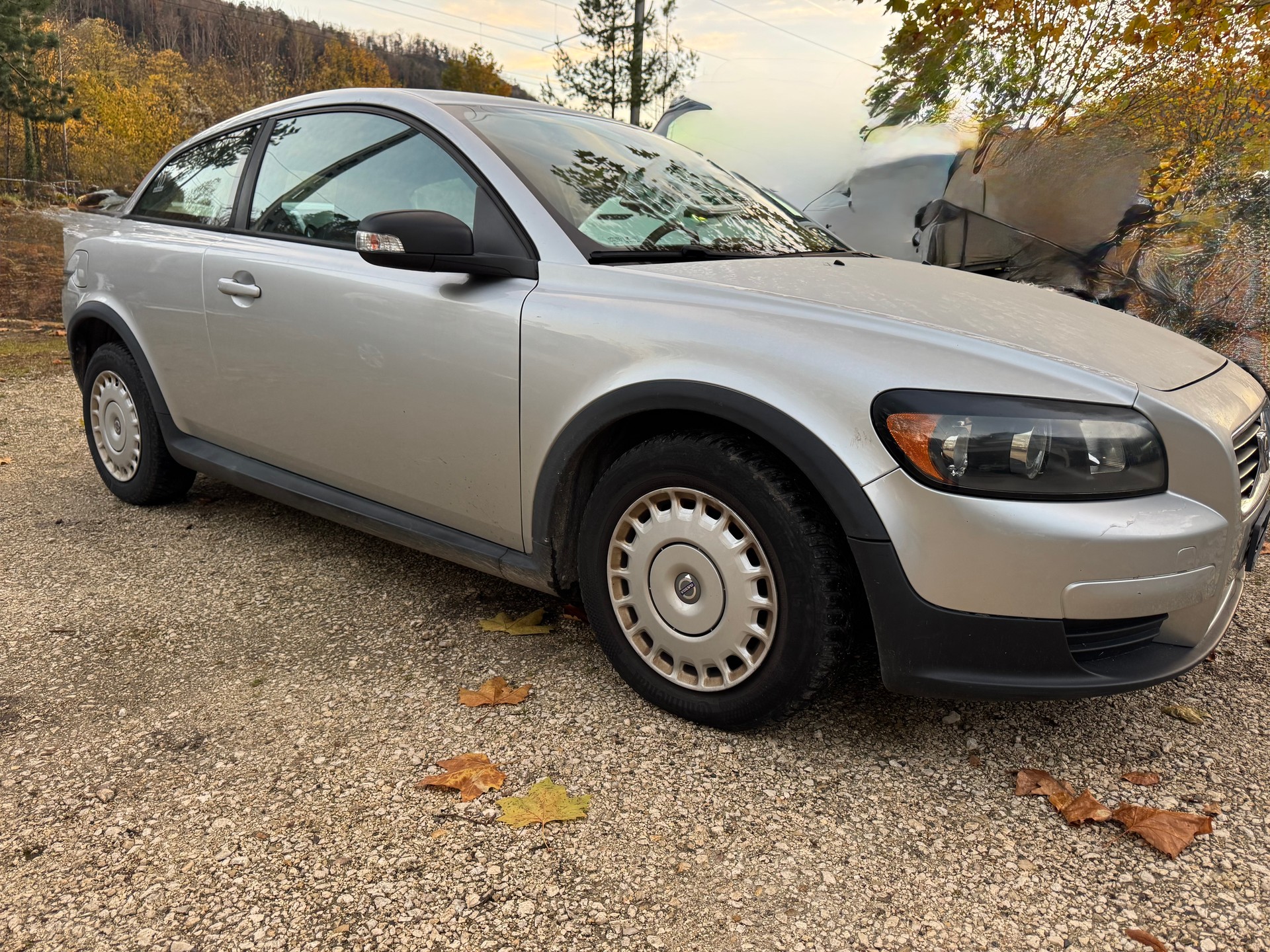 VOLVO C30 1.6D-image-2