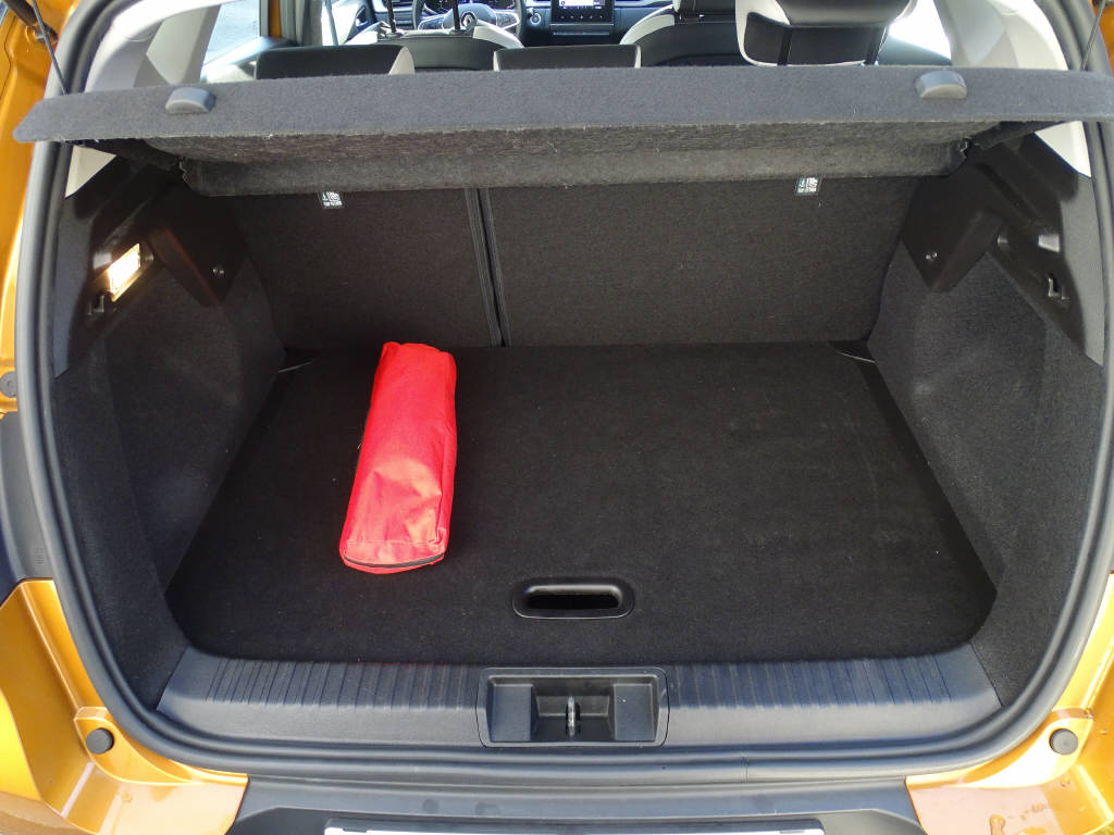 RENAULT Captur 1.3 TCe 140 Intens EDC-image-6