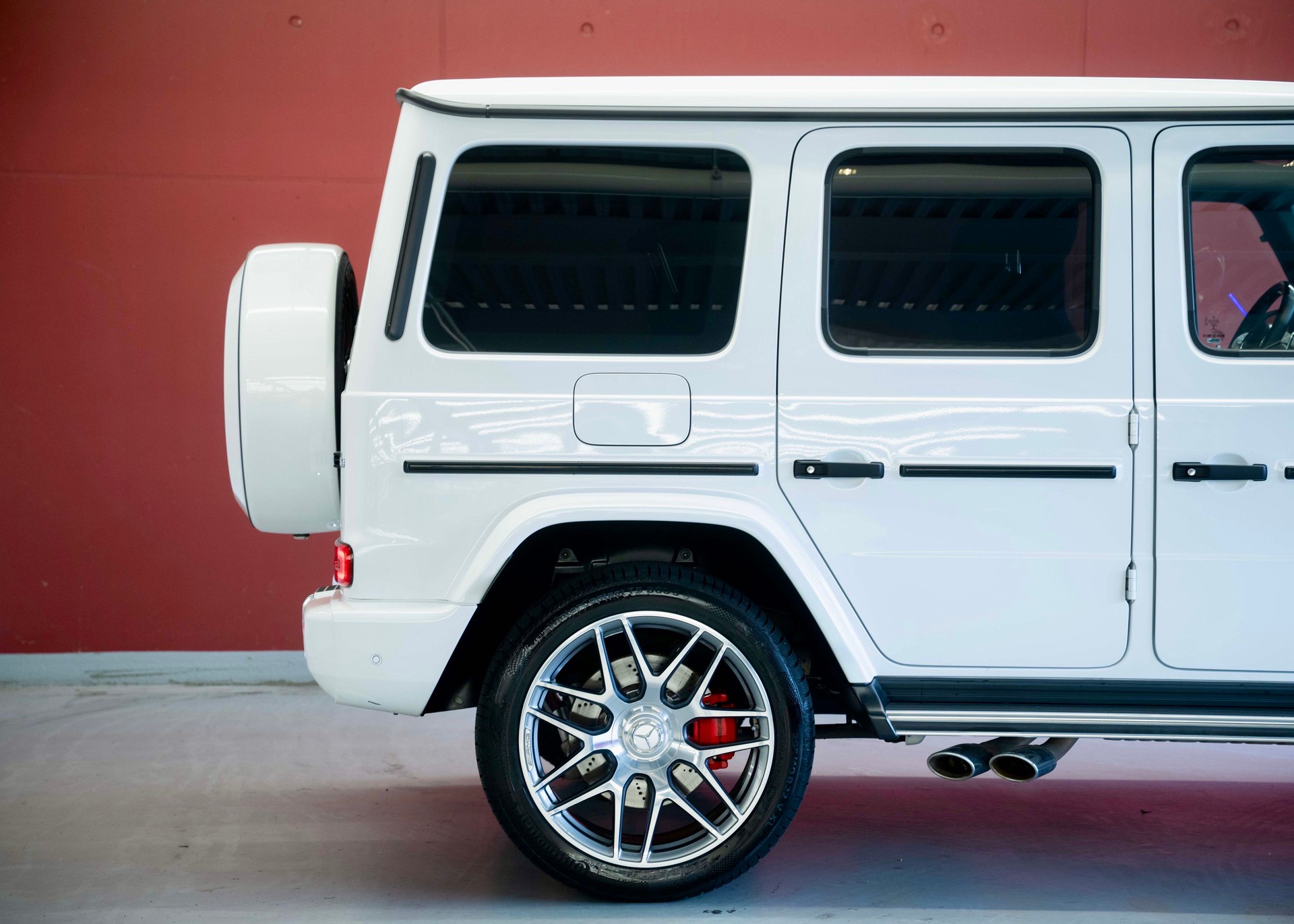 MERCEDES-BENZ G 63 AMG Speedshift Plus G-Tronic (Designo Moonlight White Pearl, as new, low mileage)-image-7