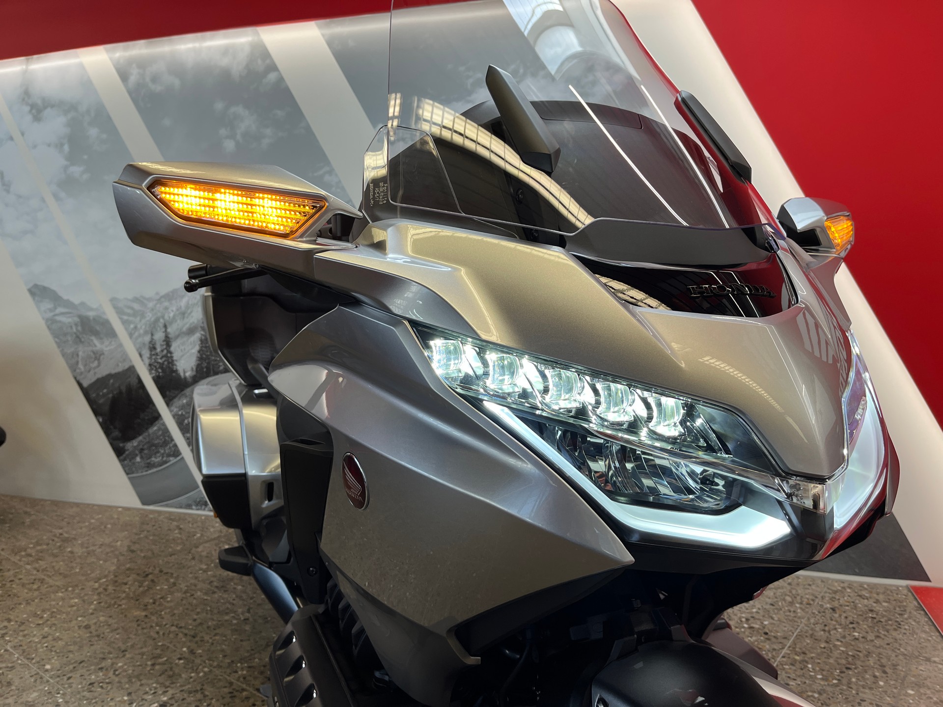 HONDA GL 1800 DA DCT Goldwing-image-10