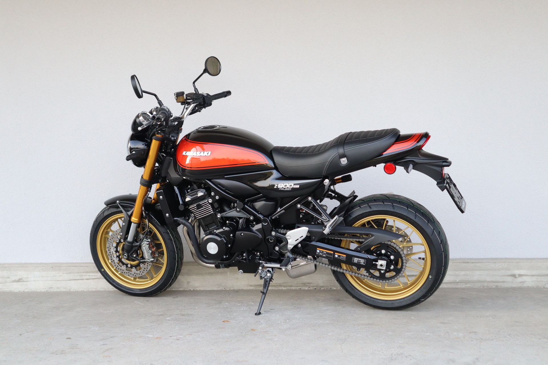 KAWASAKI Z 900 RS SE-image-5