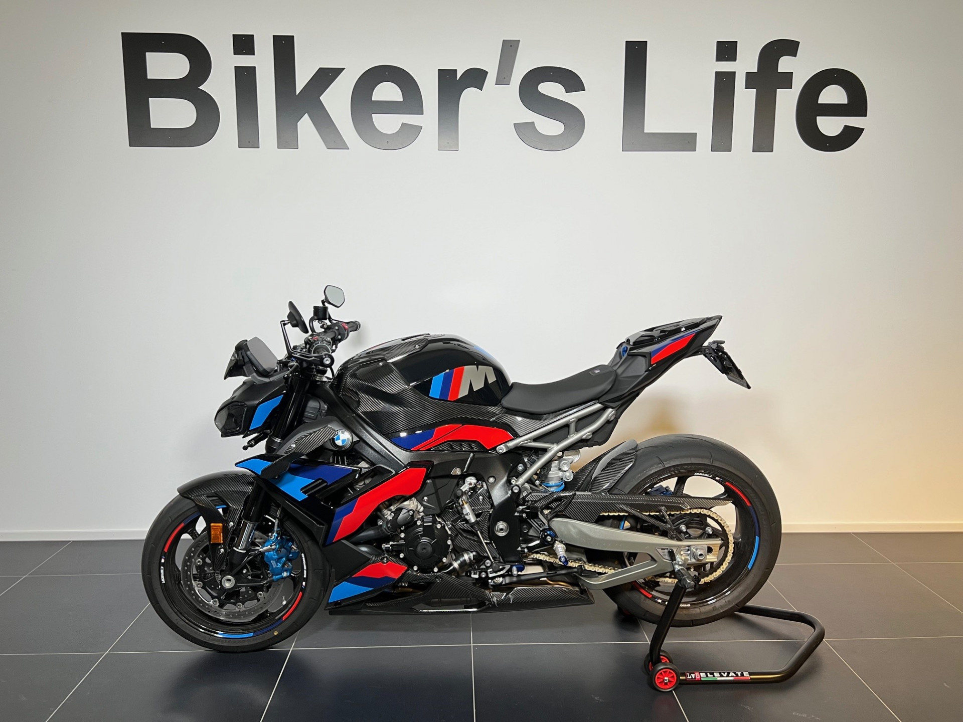 BMW M 1000 R Competition-image-1