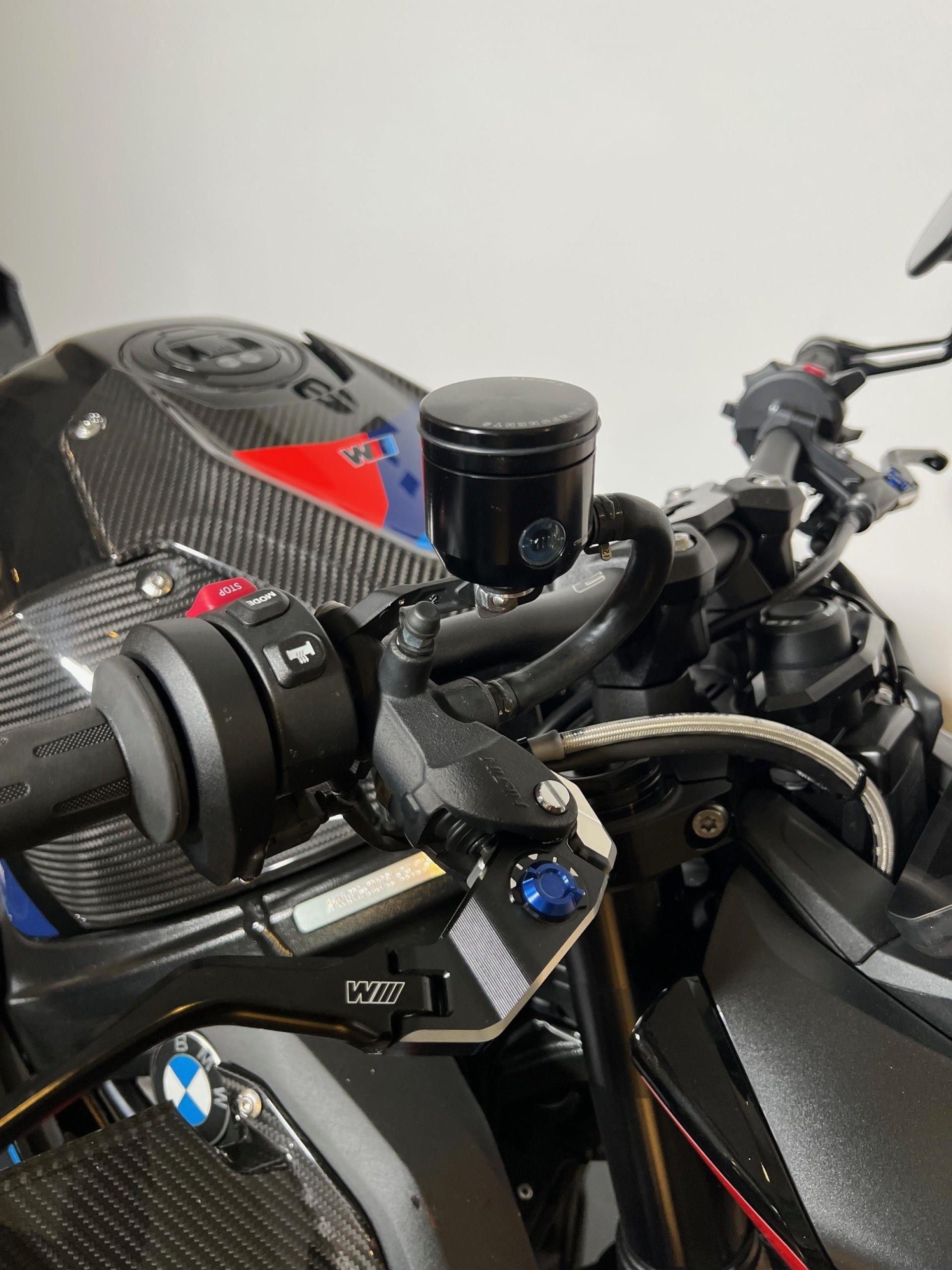 BMW M 1000 R Competition-image-4