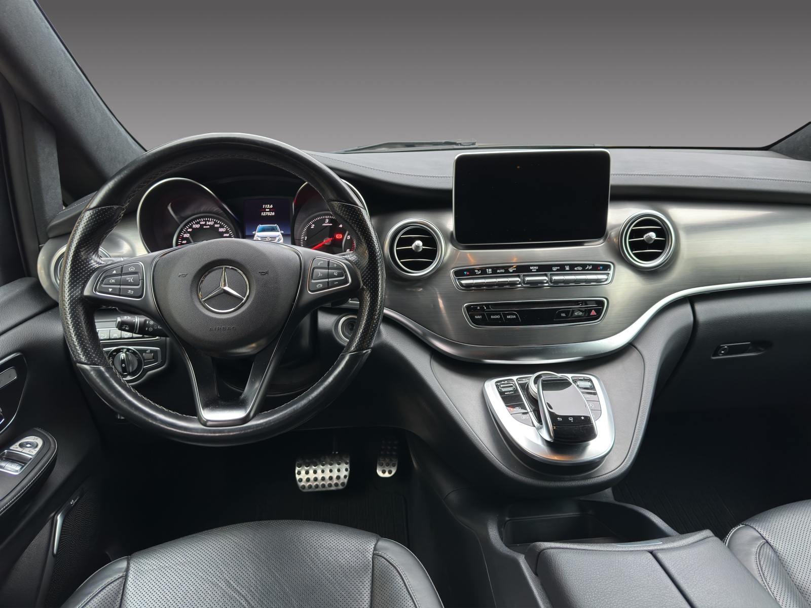 MERCEDES-BENZ V 250 d Exclusive lang 4Matic 7G-Tronic-image-8