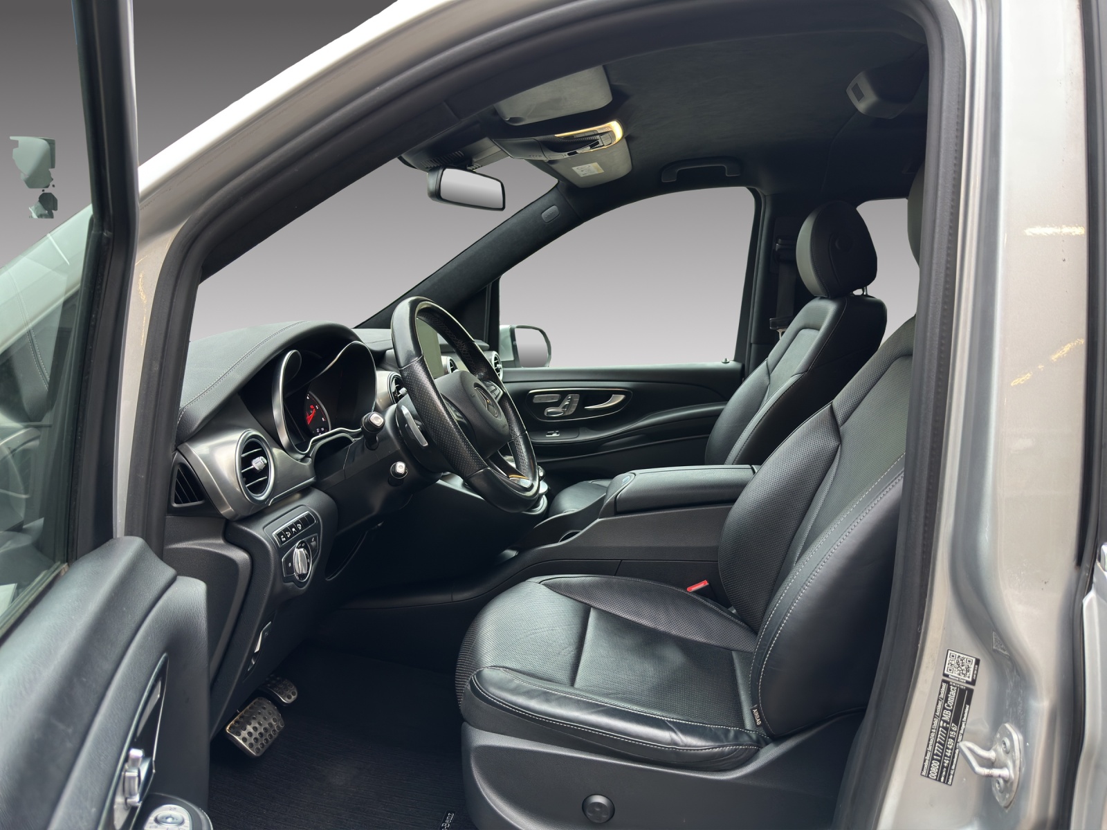 MERCEDES-BENZ V 250 d Exclusive lang 4Matic 7G-Tronic-image-6