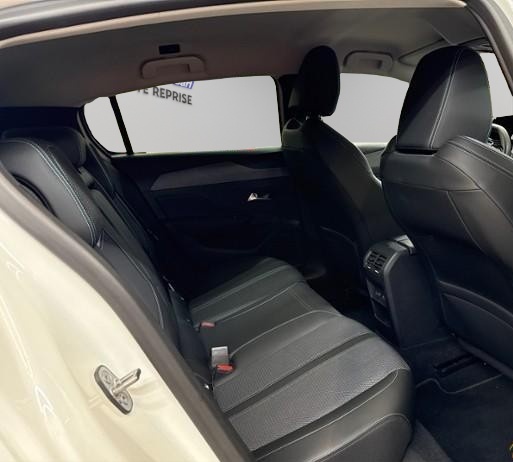 PEUGEOT 308 1.5 BlueHDI Allure Pack EAT8-image-12