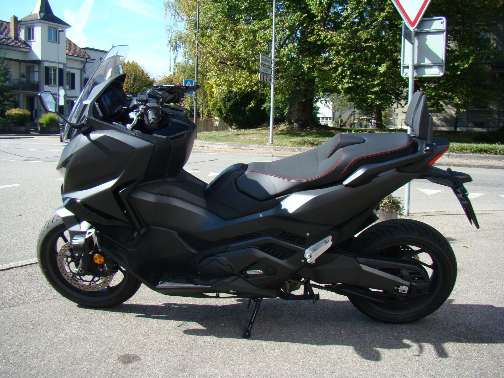 HONDA NSS 750 Forza-image-2