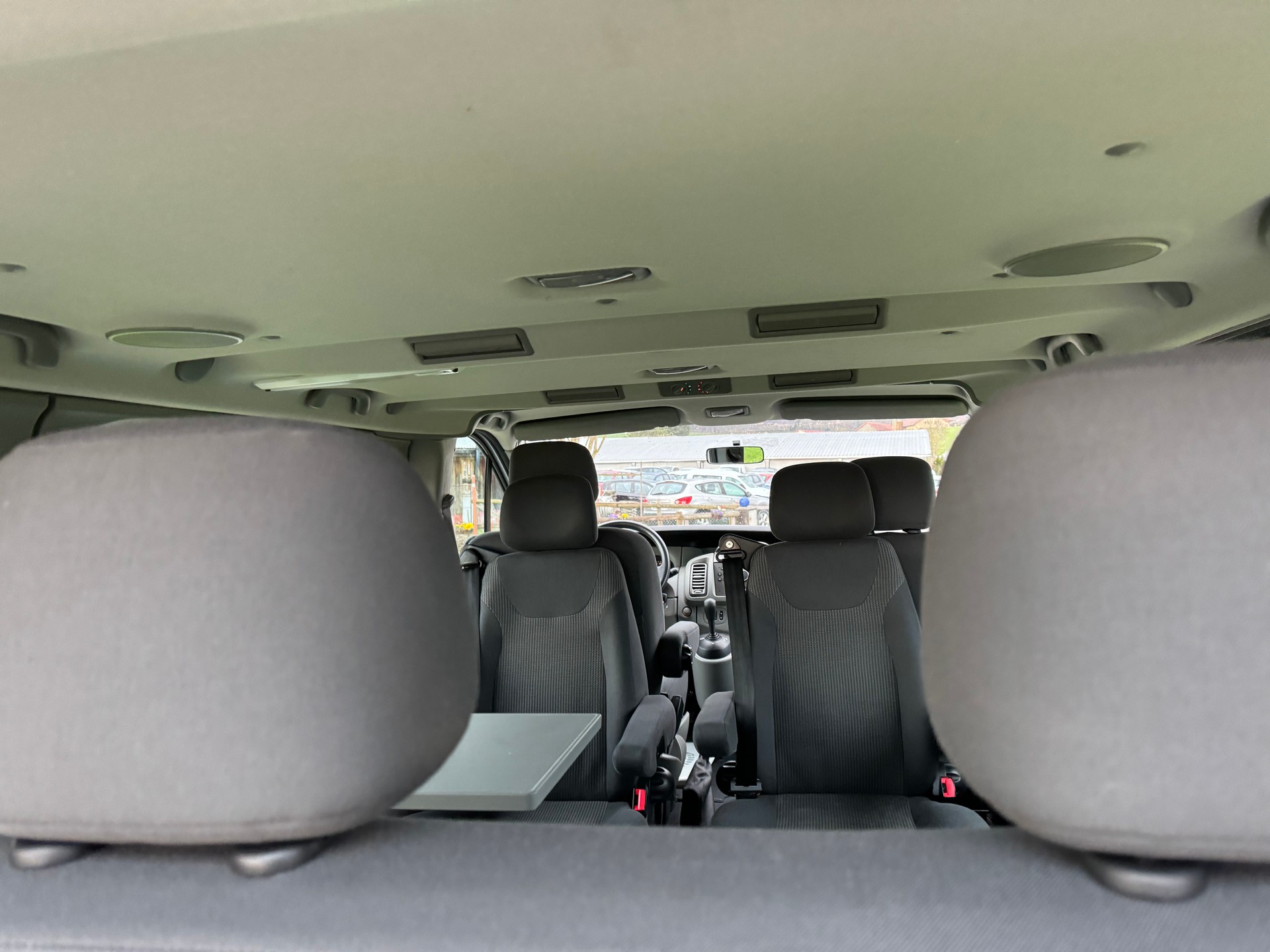 OPEL Vivaro Life 2.5CDTI 2.7t L1H1-image-14